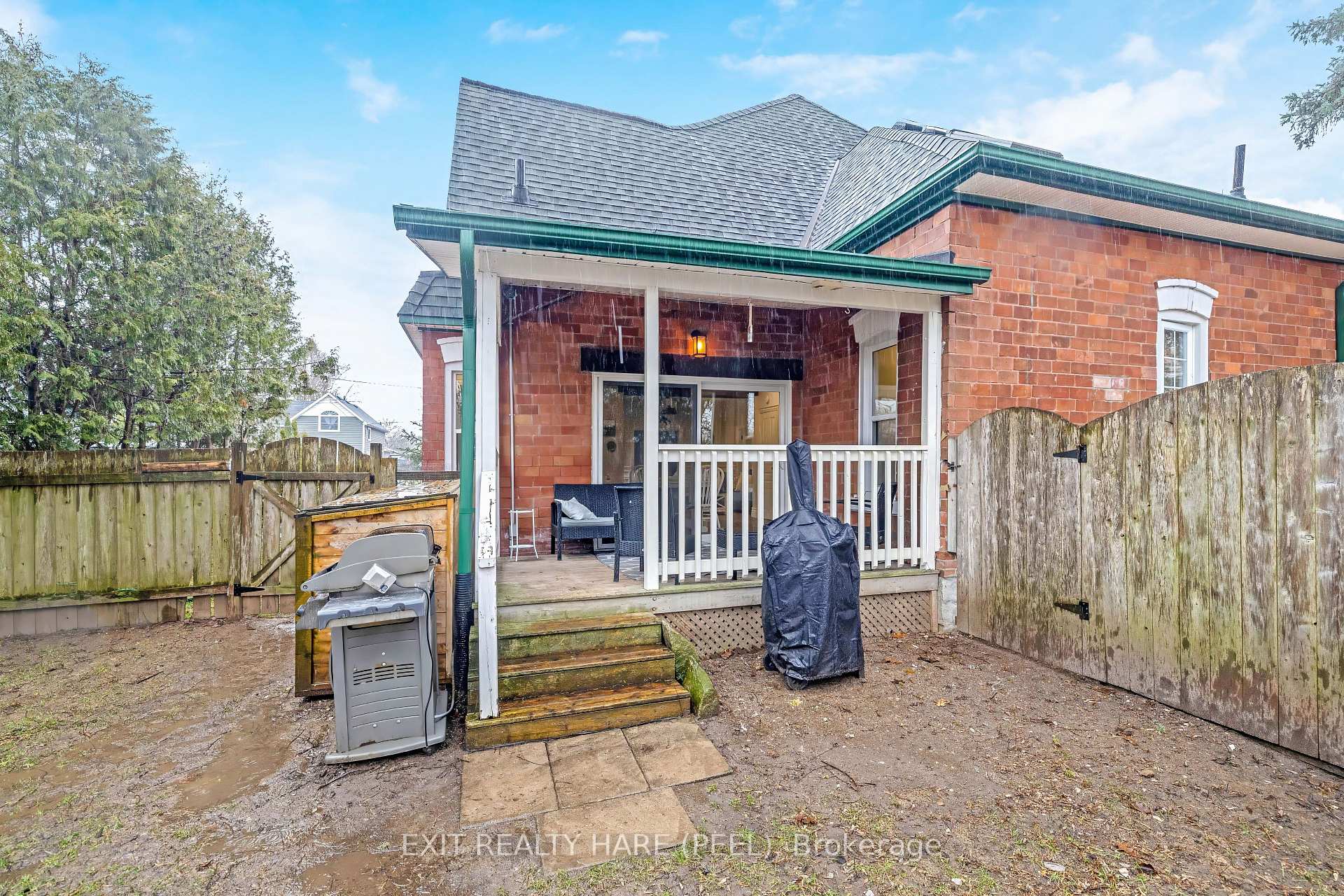 Photo 26 of 31 Brock Street, Halton Hills, Acton — HOMEH