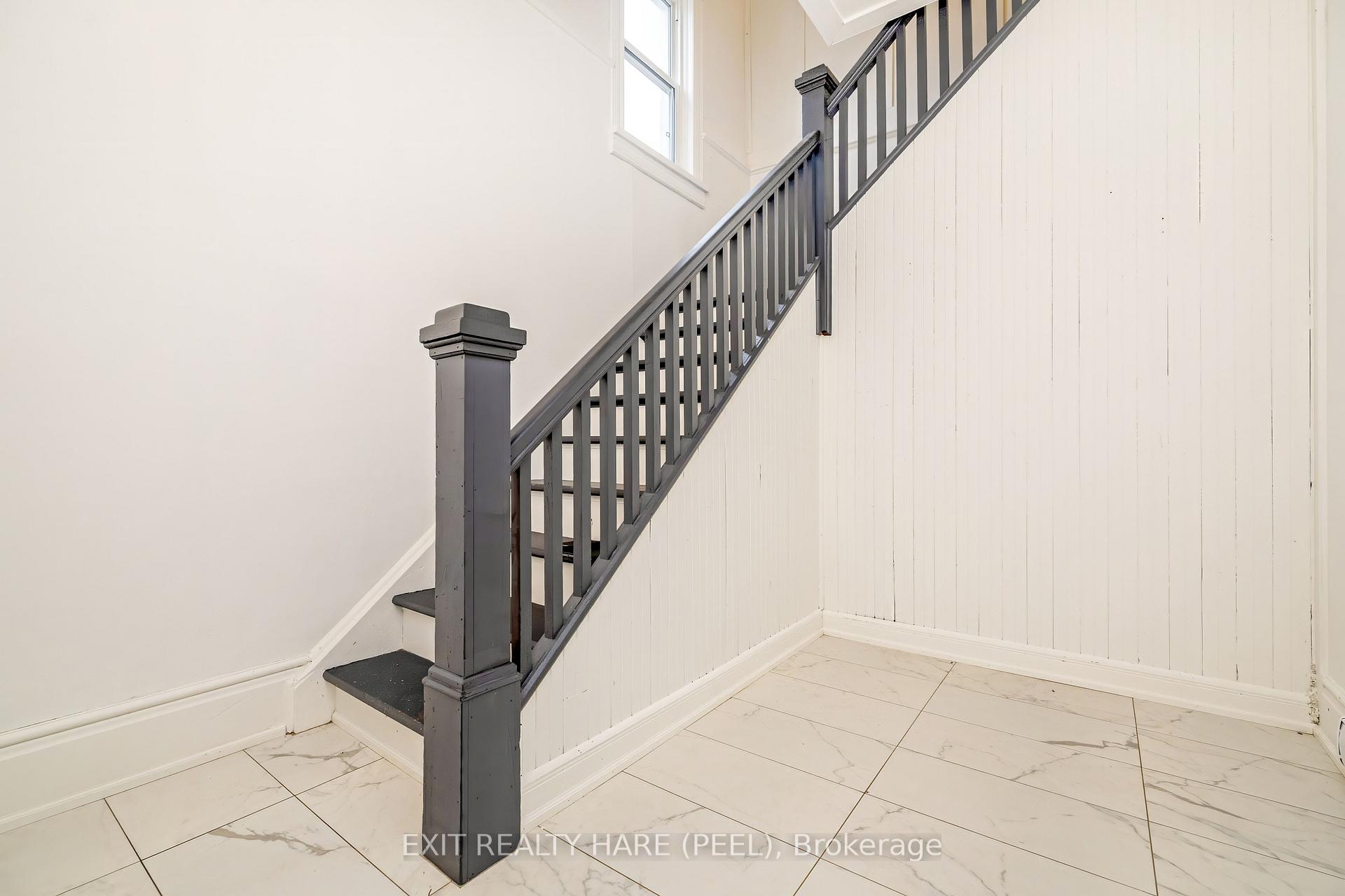 Photo 30 of 31 Brock Street, Halton Hills, Acton — HOMEH