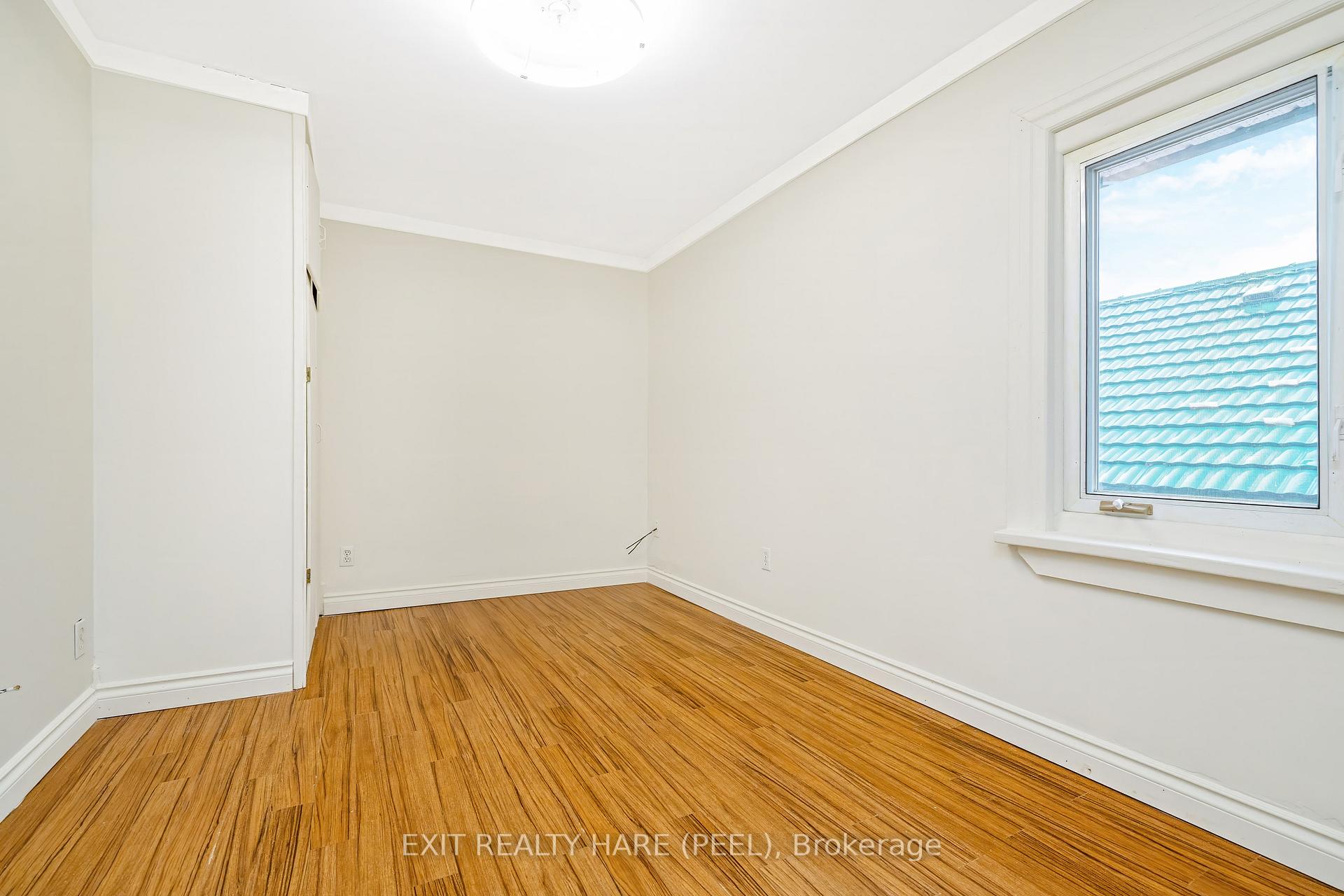 Photo 46 of 31 Brock Street, Halton Hills, Acton — HOMEH