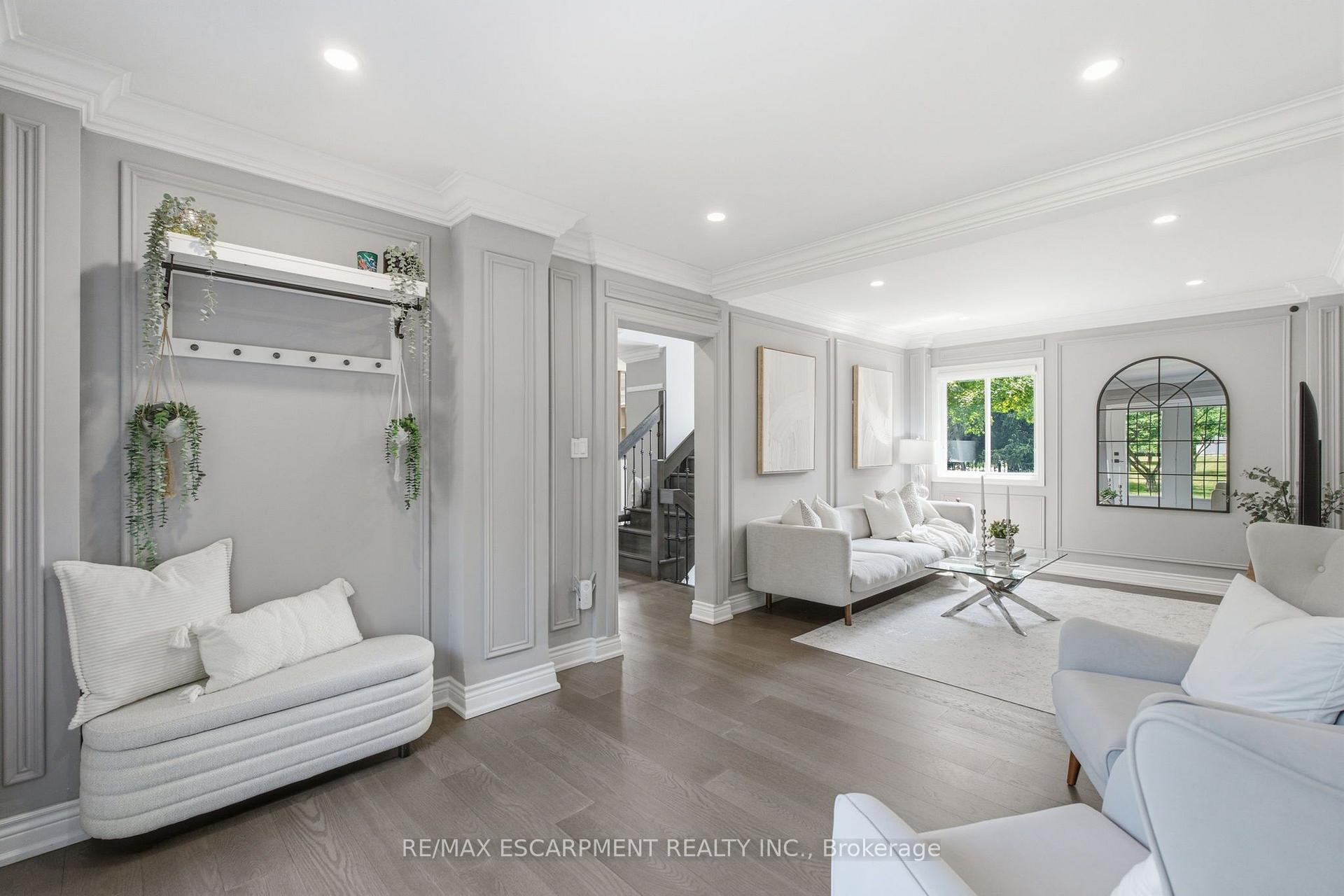 Photo 19 of 513 Maplehurst Avenue, Oakville, West — HOMEH