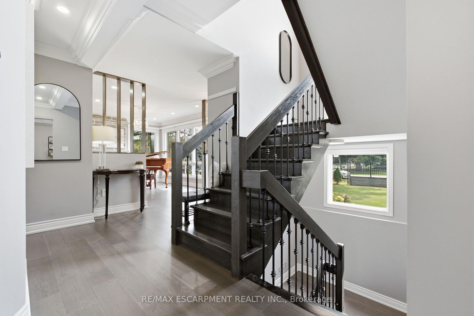 Photo 21 of 513 Maplehurst Avenue, Oakville, West — HOMEH