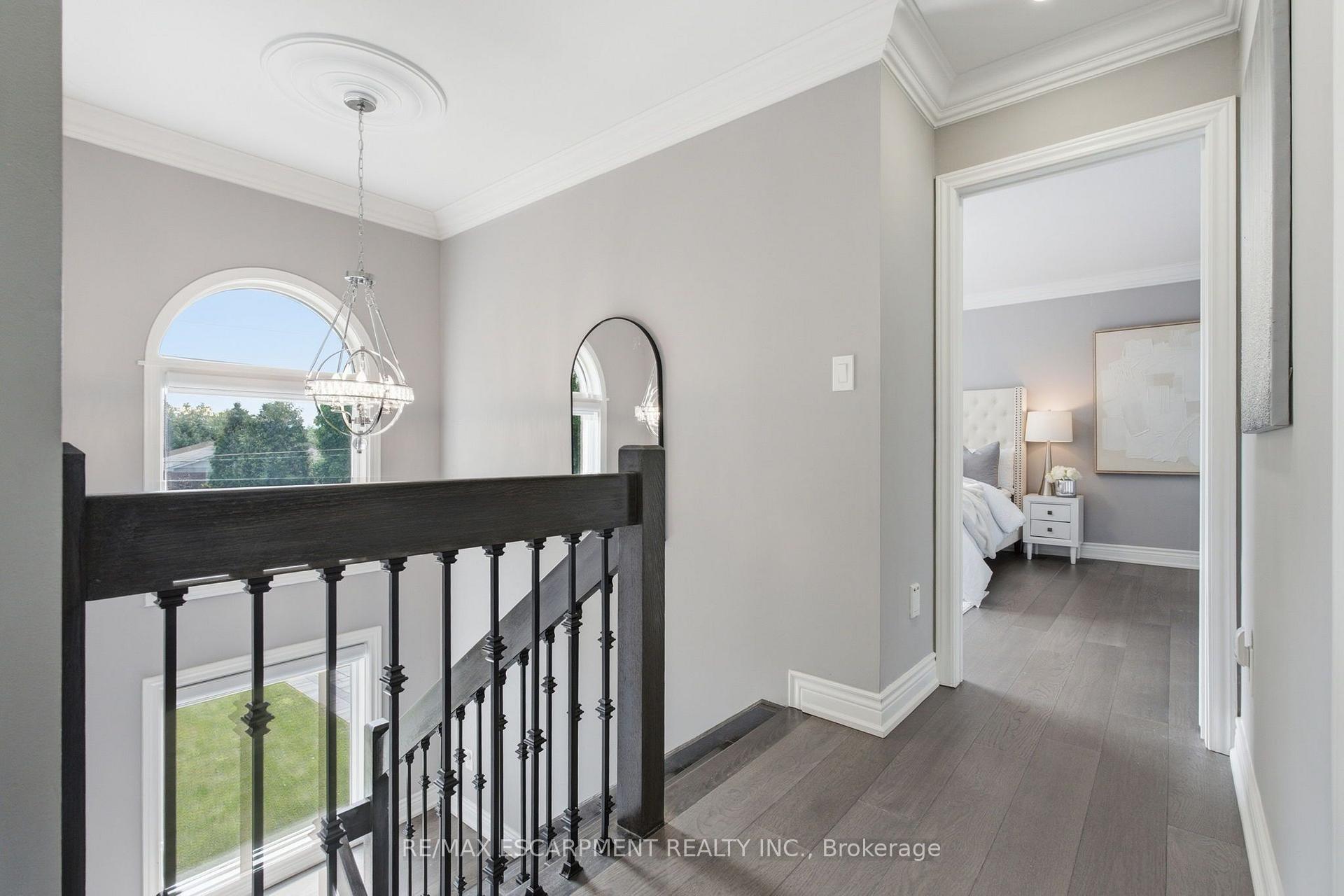 Photo 22 of 513 Maplehurst Avenue, Oakville, West — HOMEH