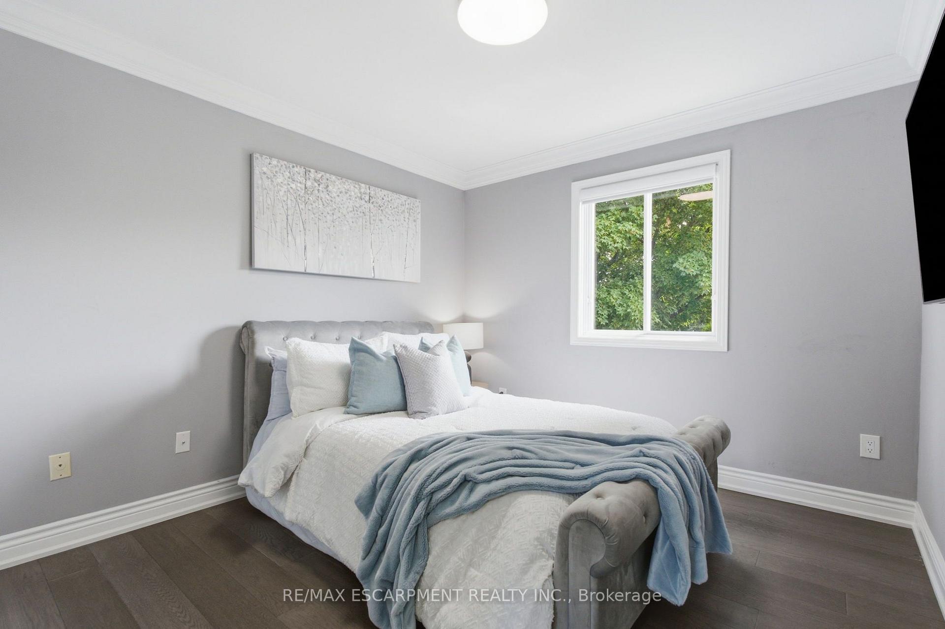 Photo 28 of 513 Maplehurst Avenue, Oakville, West — HOMEH