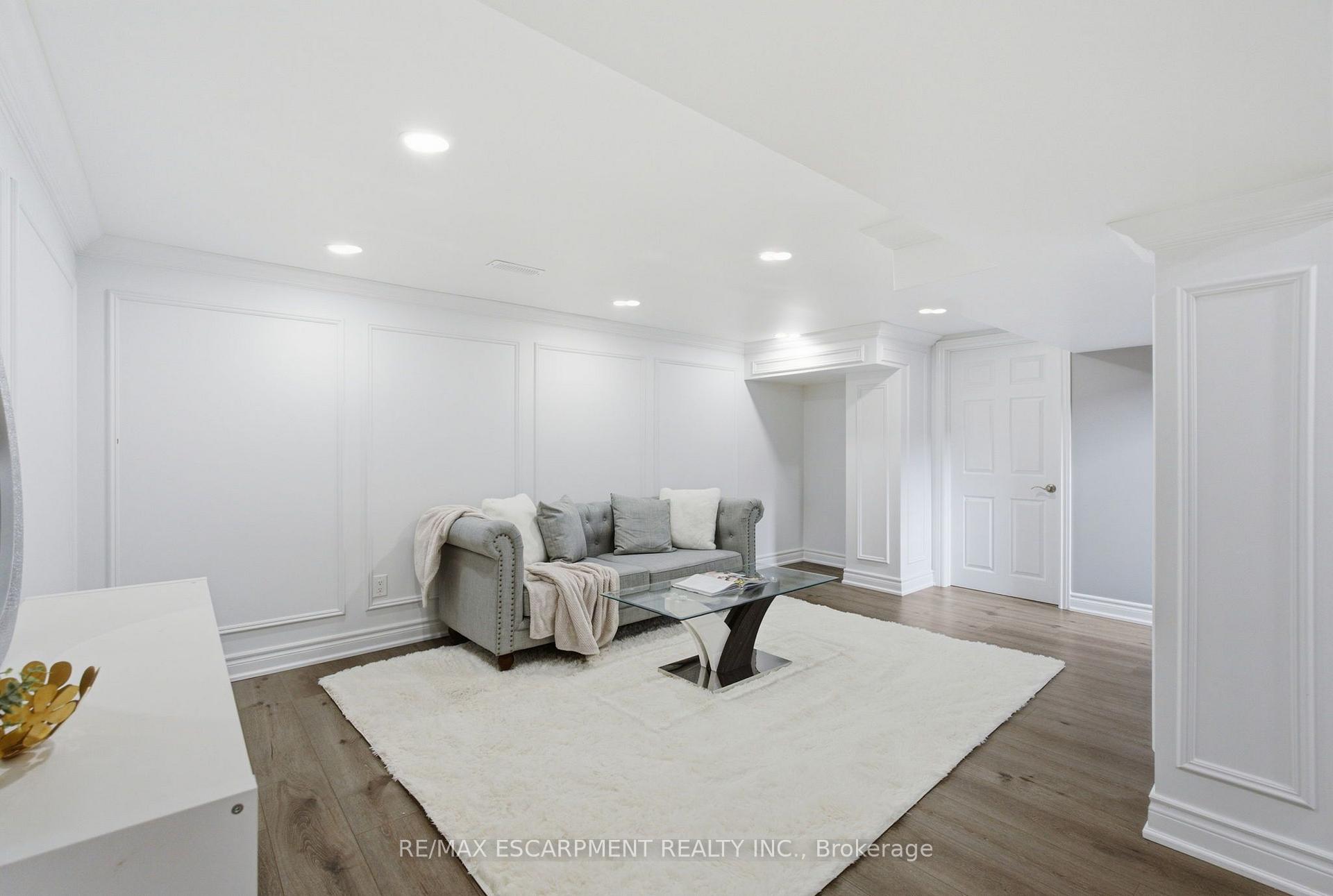 Photo 33 of 513 Maplehurst Avenue, Oakville, West — HOMEH