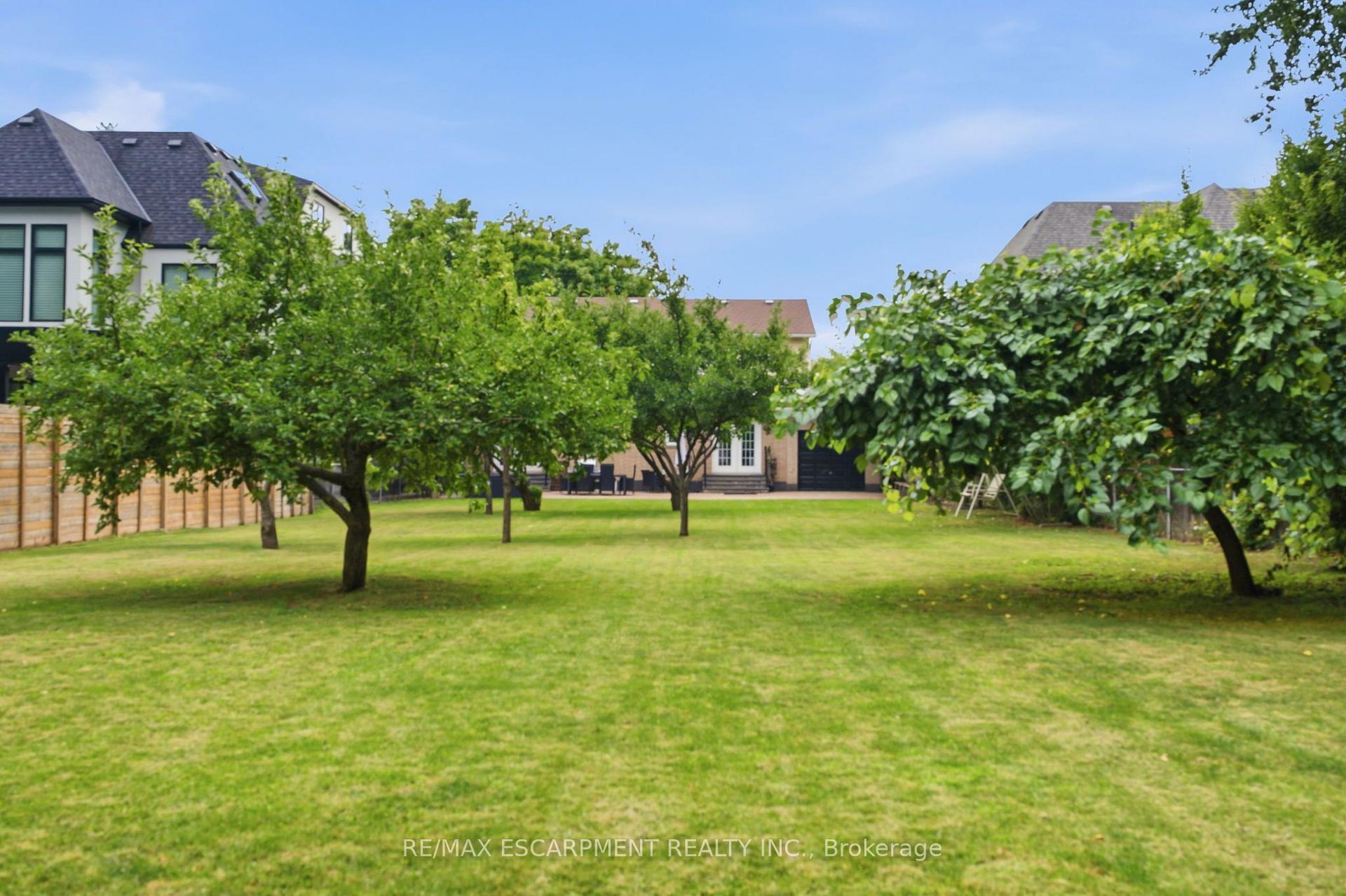 Photo 41 of 513 Maplehurst Avenue, Oakville, West — HOMEH