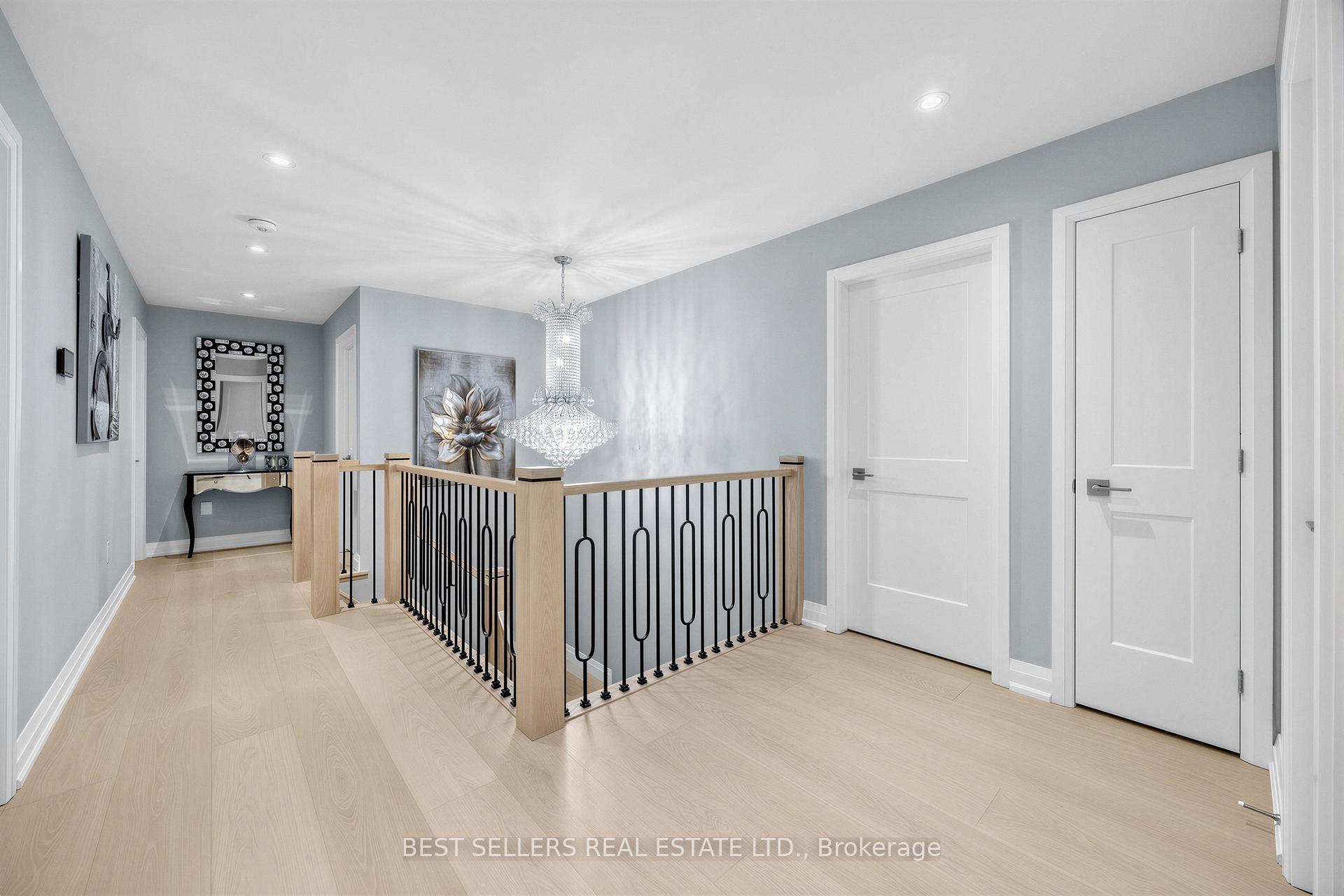 Photo 15 of 395 Klein Circle, Hamilton, Meadowlands — HOMEH