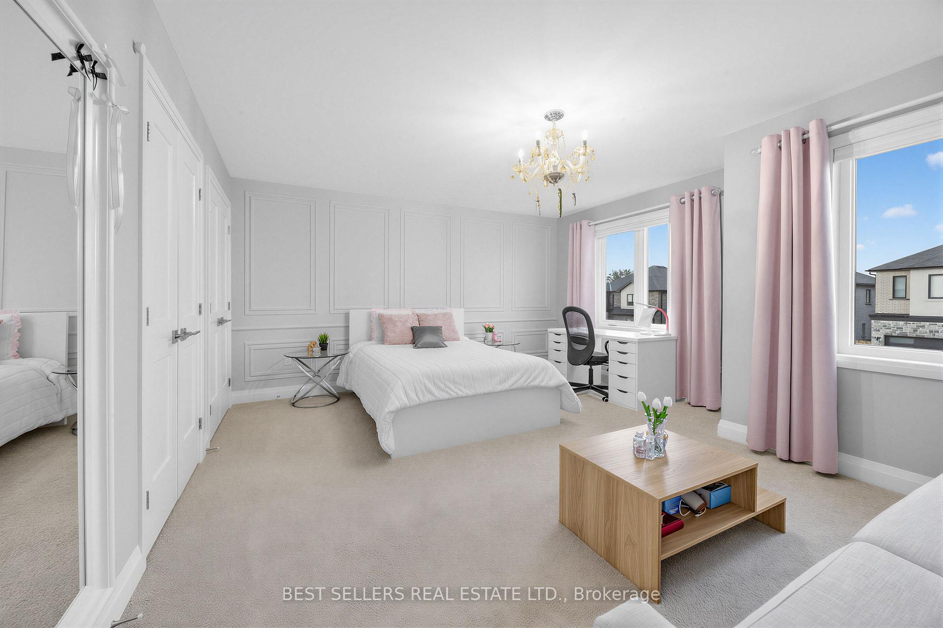 Photo 18 of 395 Klein Circle, Hamilton, Meadowlands — HOMEH