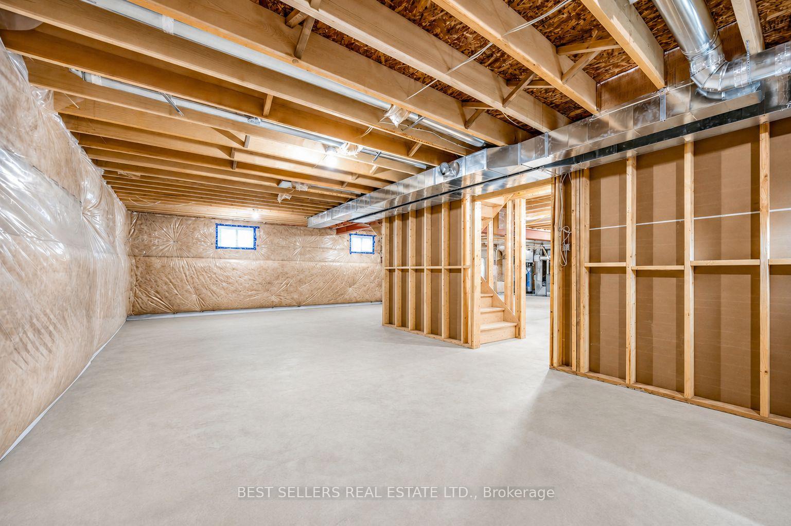 Photo 29 of 395 Klein Circle, Hamilton, Meadowlands — HOMEH