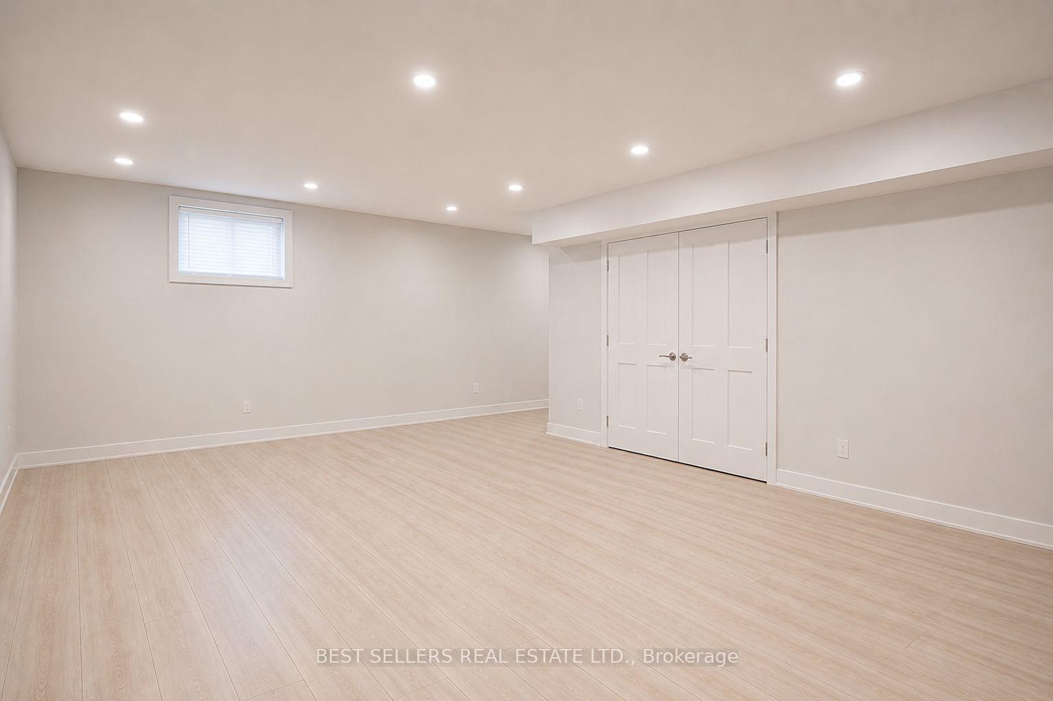 Photo 30 of 395 Klein Circle, Hamilton, Meadowlands — HOMEH