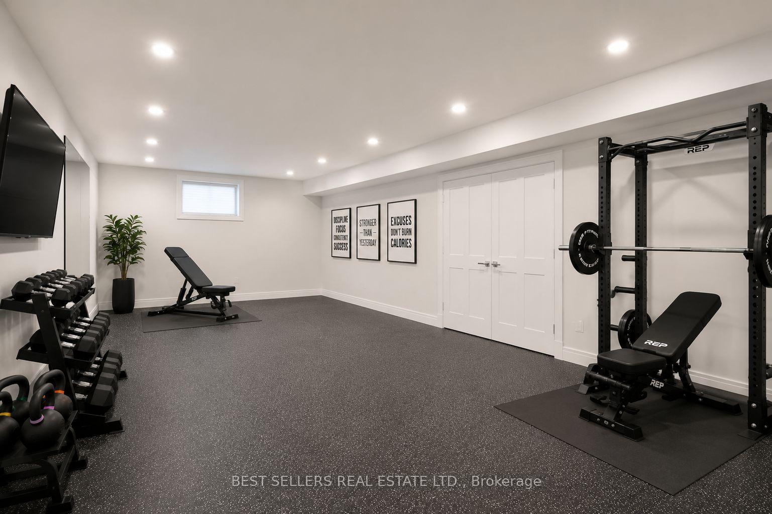 Photo 31 of 395 Klein Circle, Hamilton, Meadowlands — HOMEH