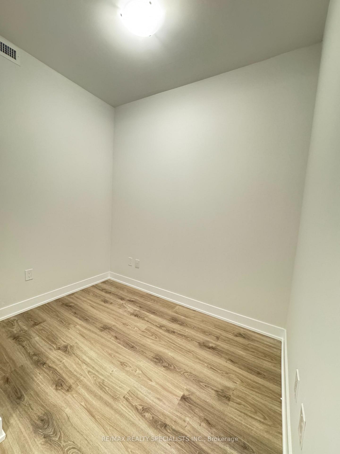 Photo 11 of Unit 3610, 430 Square One Drive, Mississauga, City Centre — HOMEH