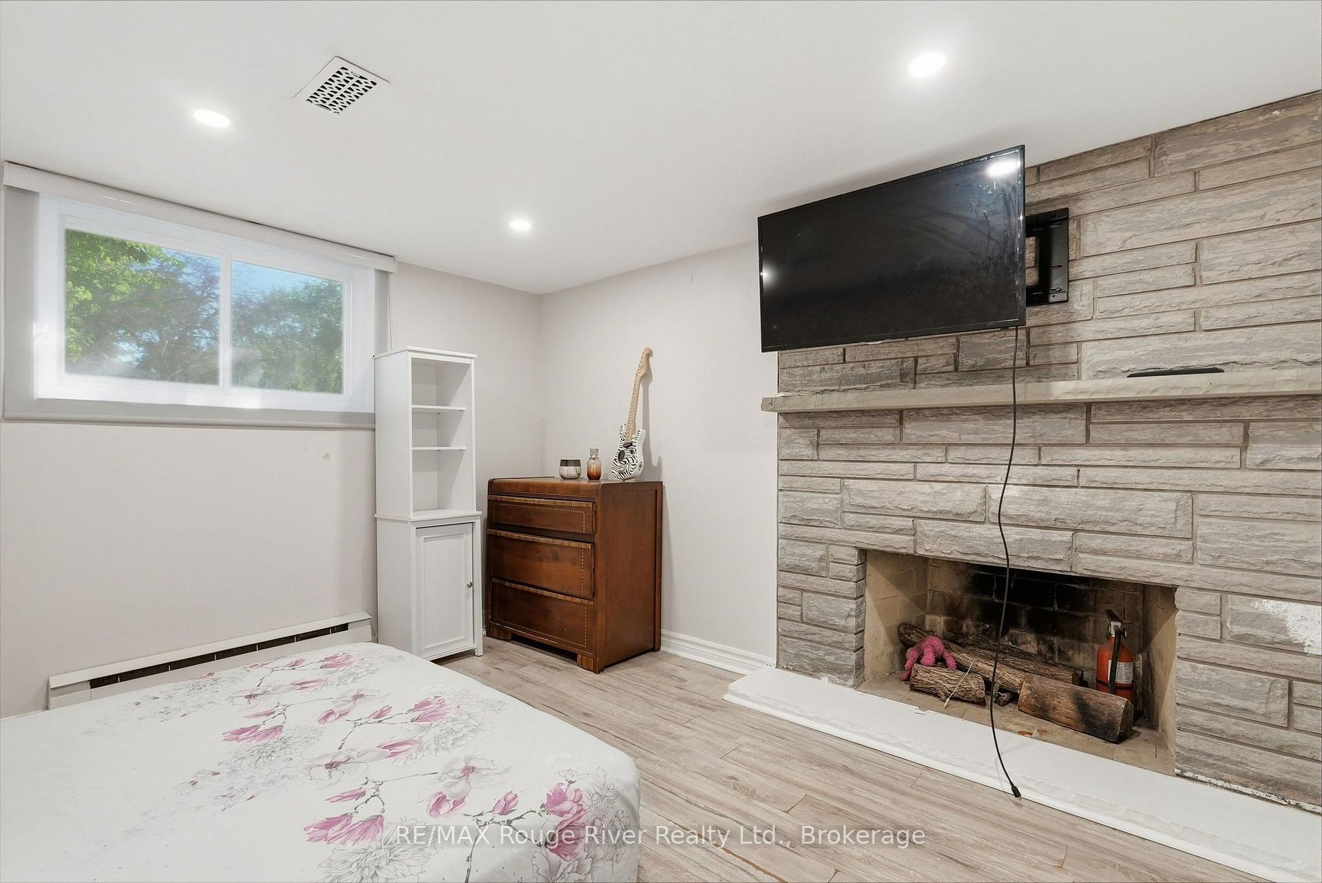 Photo 22 of 42 Anson Avenue, Scarborough, Cliffcrest — HOMEH