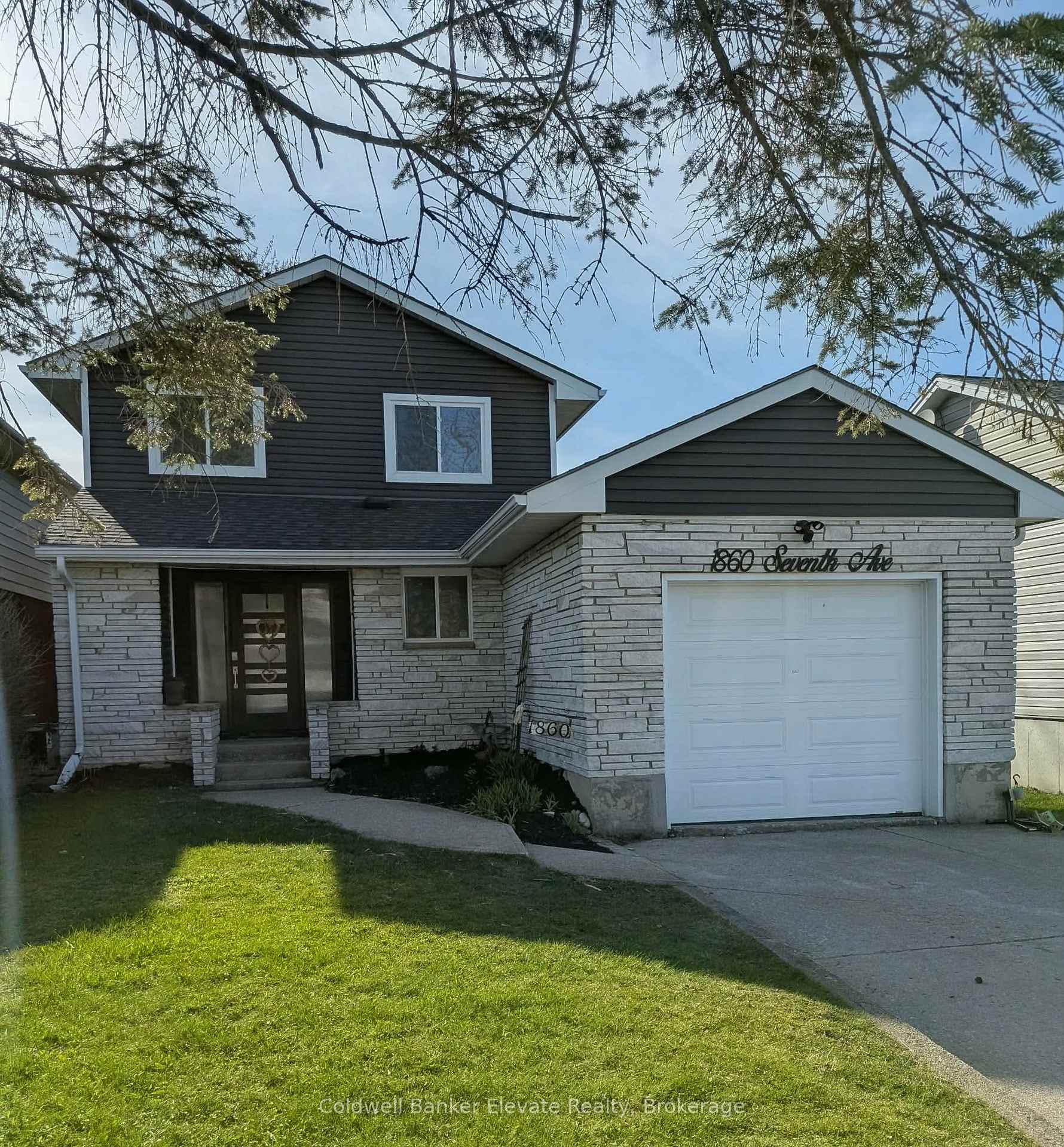 Front of 1860 7TH Avenue W