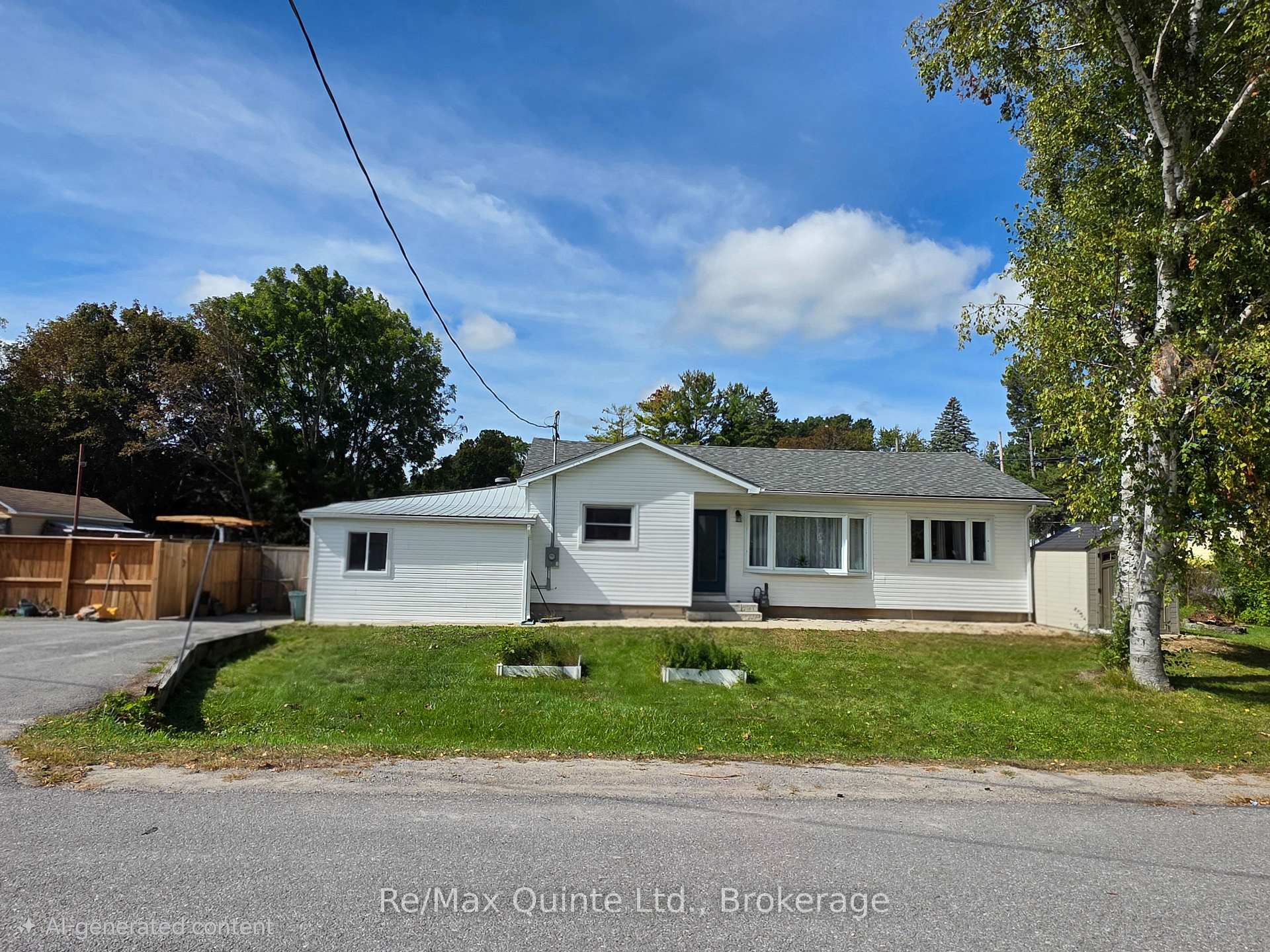 Photo 1 of 11 Second Street, Prince Edward County, Picton Ward — HOMEH