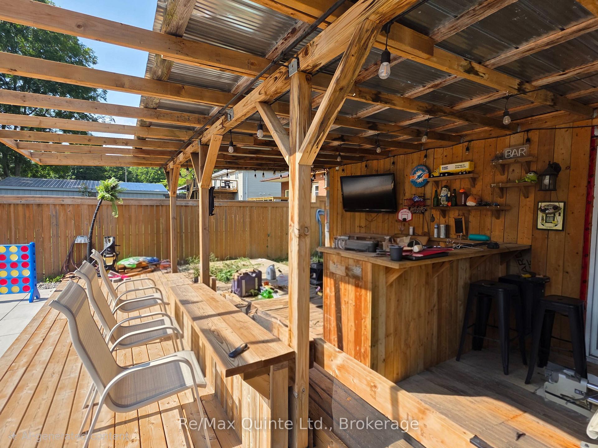 Photo 12 of 11 Second Street, Prince Edward County, Picton Ward — HOMEH