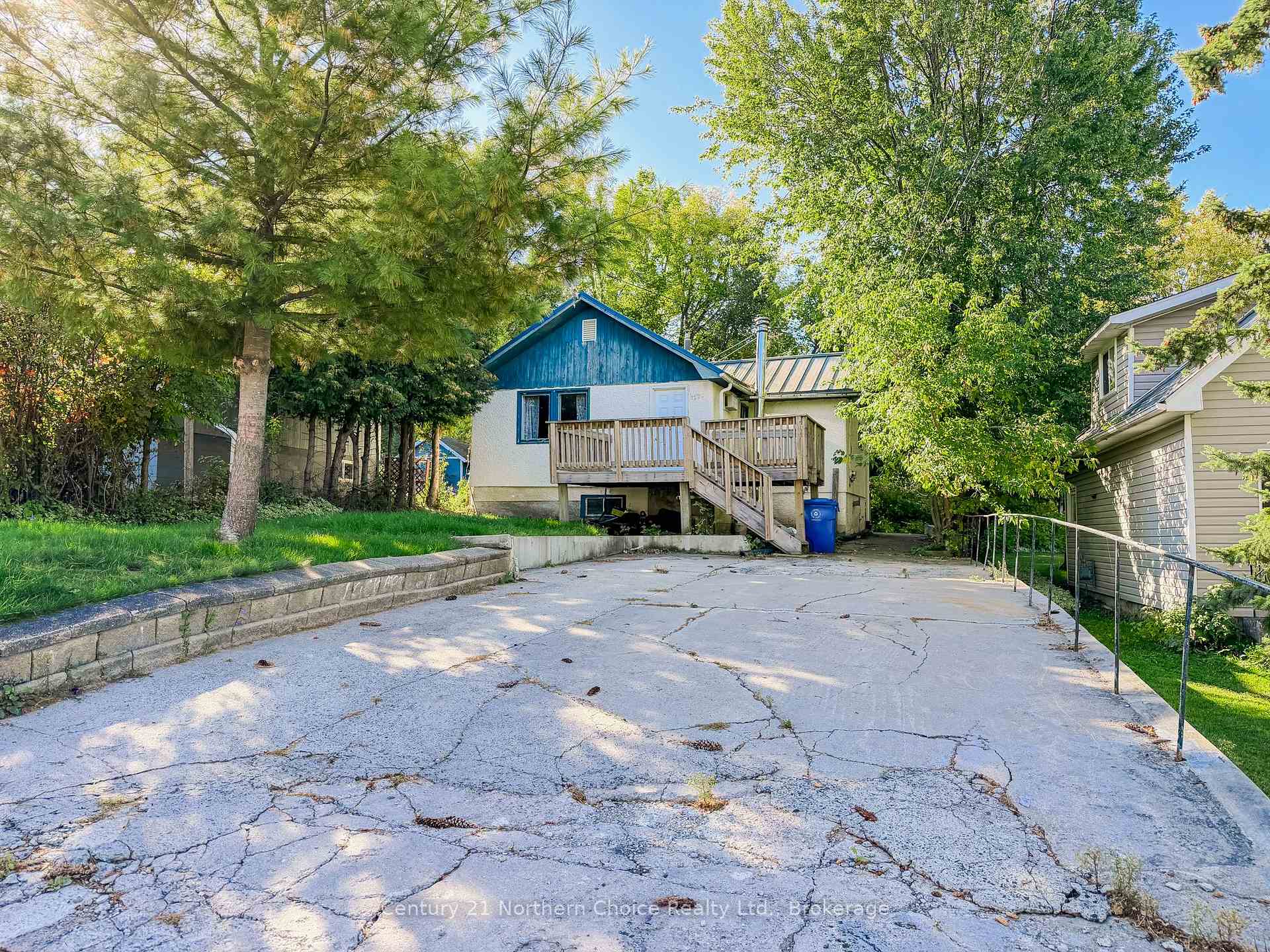 Photo 1 of 1509 Agur Street, Kenora, Lakeside — HOMEH