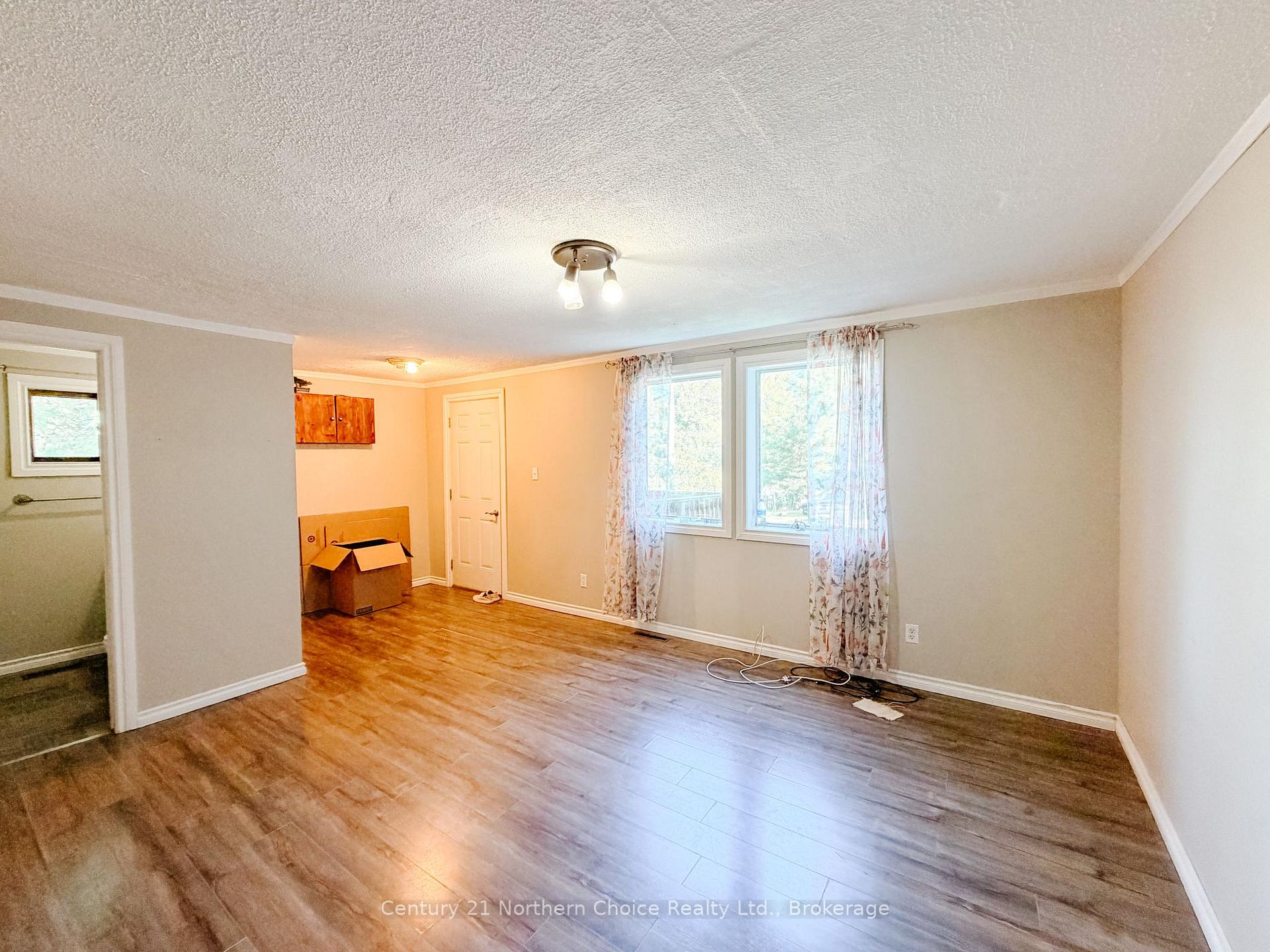 Photo 12 of 1509 Agur Street, Kenora, Lakeside — HOMEH