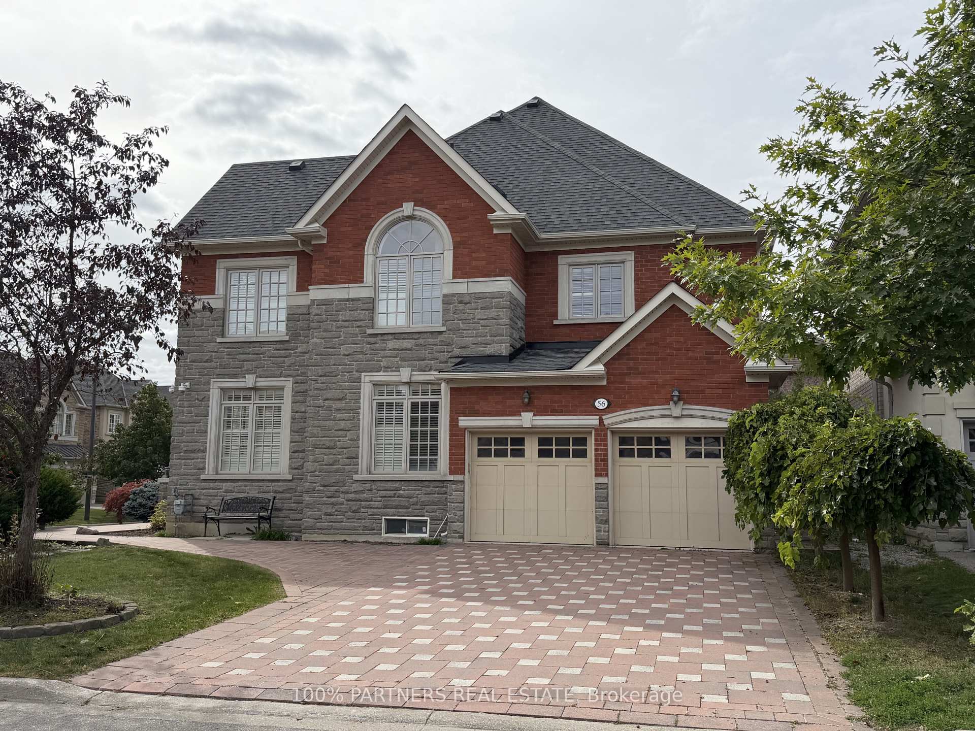Photo 2 of 56 Woodvalley Crescent, Vaughan, Patterson — HOMEH