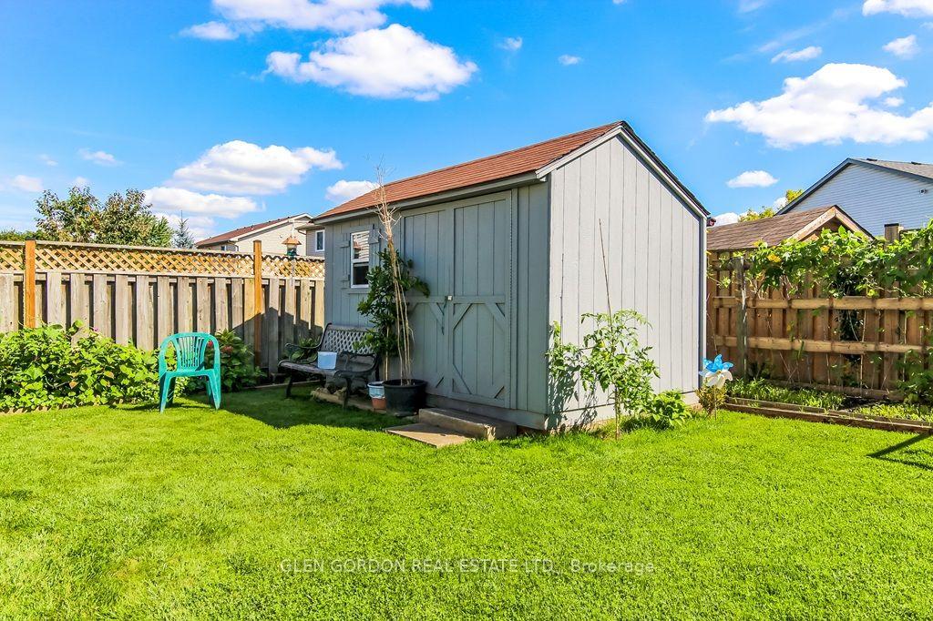 Photo 24 of 83 Martinet Avenue, London, East I — HOMEH