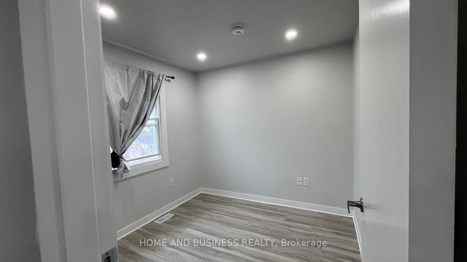 Photo 19 of Unit 2, 2 patricia Street, Thorold, Thorold Downtown — HOMEH