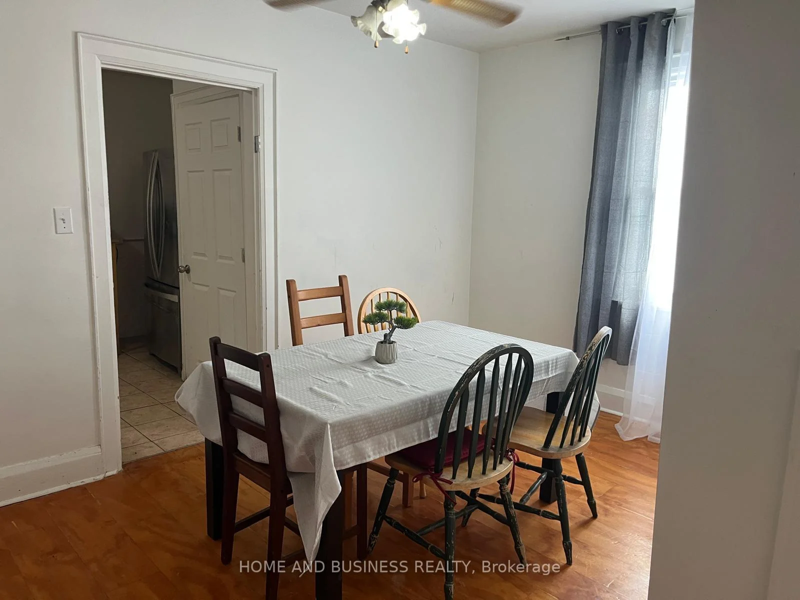 Photo 4 of Unit 2, 2 patricia Street, Thorold, Thorold Downtown — HOMEH