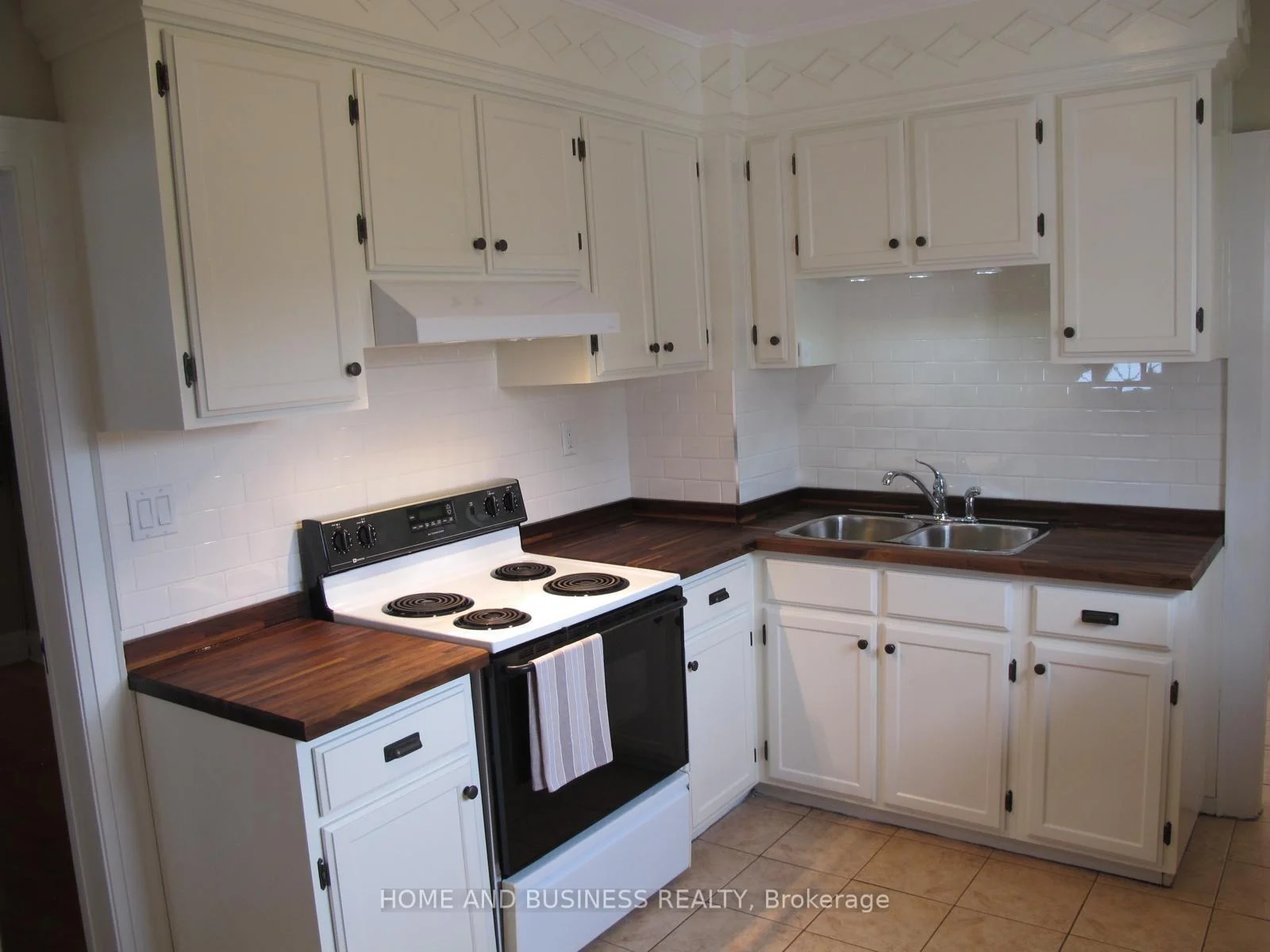 Photo 9 of Unit 2, 2 patricia Street, Thorold, Thorold Downtown — HOMEH