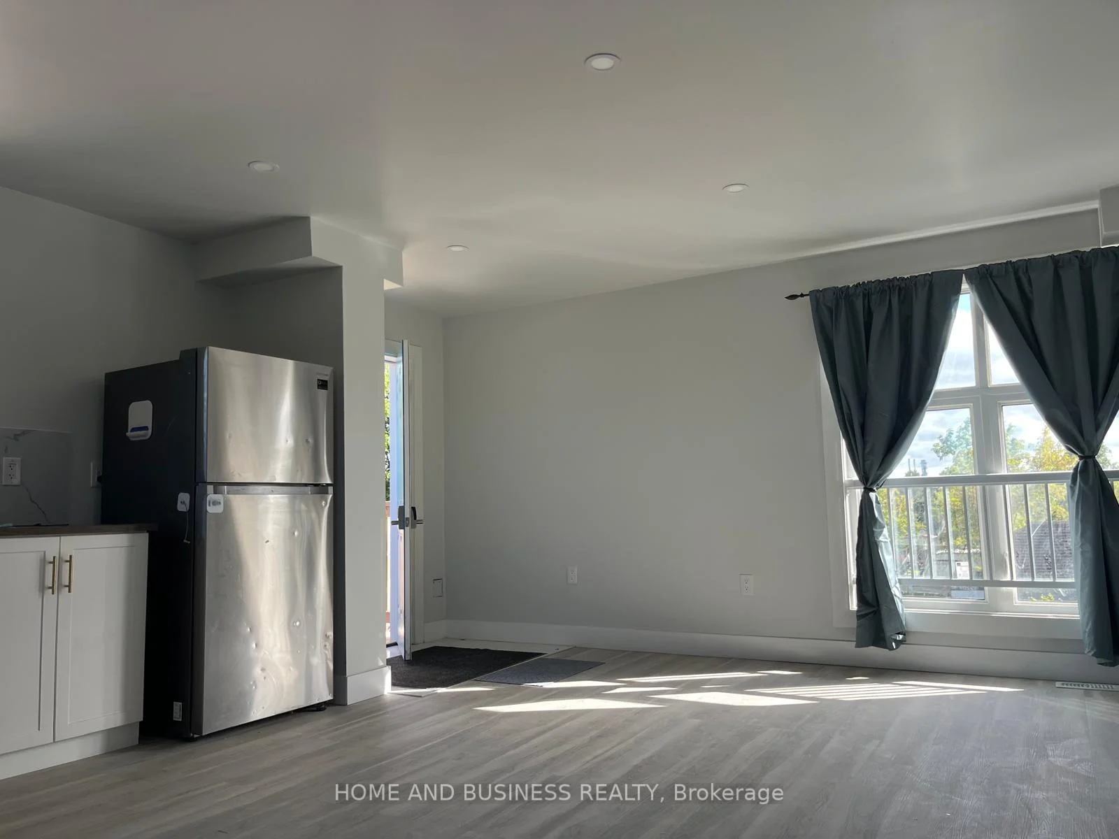 Photo 35 of Unit 2, 2 patricia Street, Thorold, Thorold Downtown — HOMEH