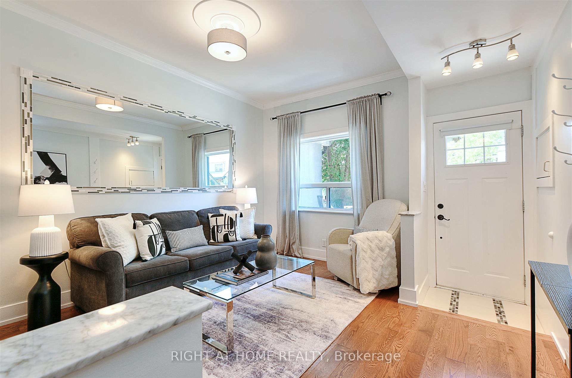 Photo 12 of 183 Earlscourt Avenue, Toronto, Corso Italia-Davenport — HOMEH