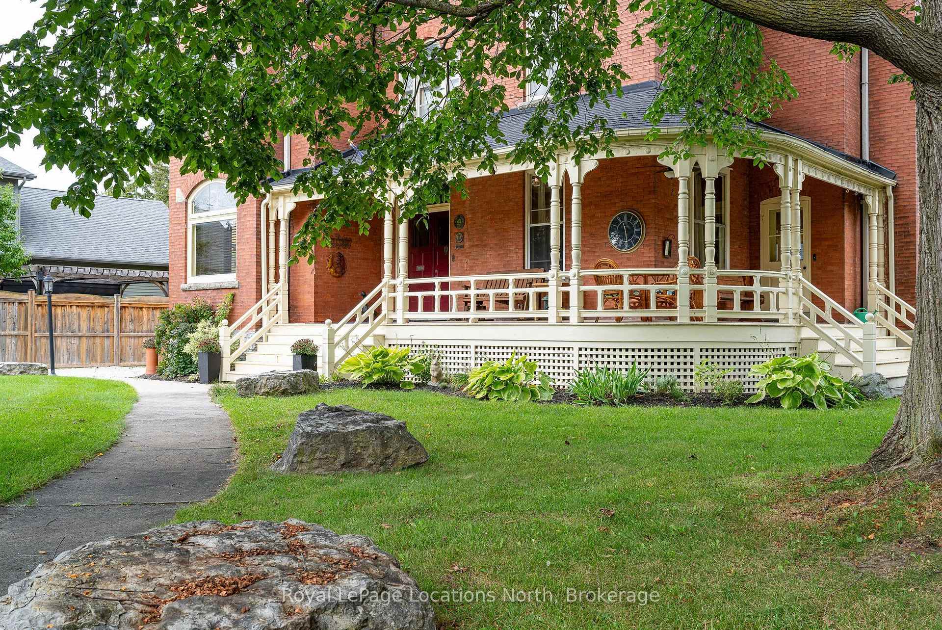Photo 2 of 291 Third Street, Collingwood — HOMEH