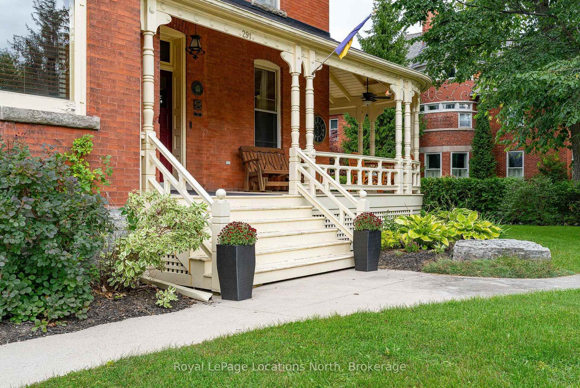 Photo 4 of 291 Third Street, Collingwood — HOMEH