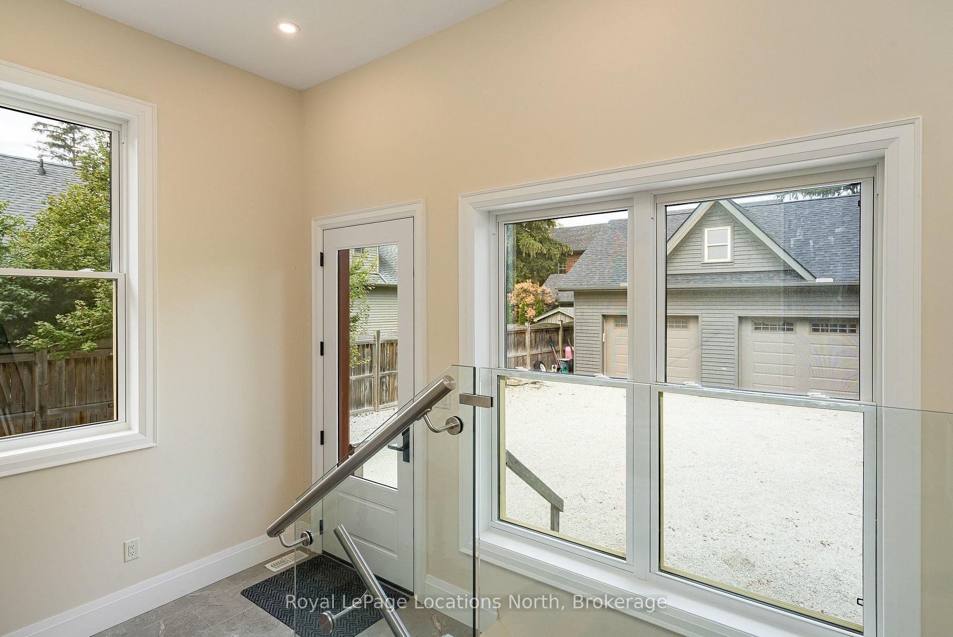 Photo 23 of 291 Third Street, Collingwood — HOMEH