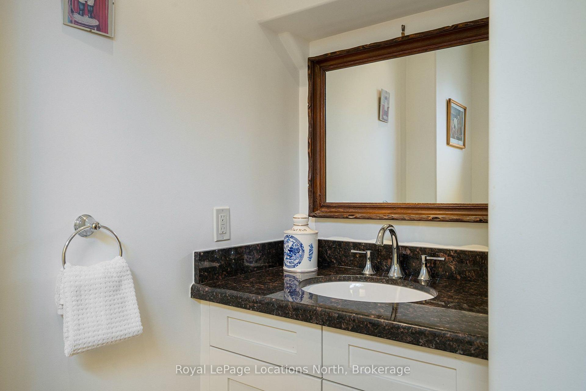Photo 27 of 291 Third Street, Collingwood — HOMEH