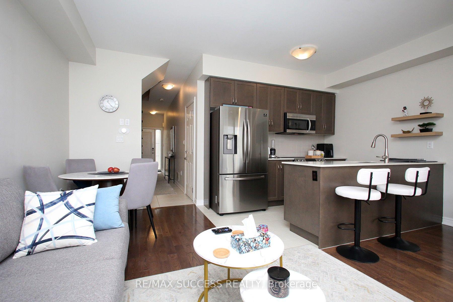 Photo 7 of Unit 71, 377 Glancaster Road, Hamilton, Villages of Glancaster — HOMEH