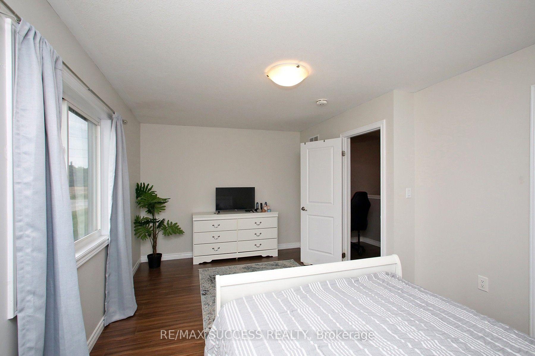 Photo 24 of Unit 71, 377 Glancaster Road, Hamilton, Villages of Glancaster — HOMEH