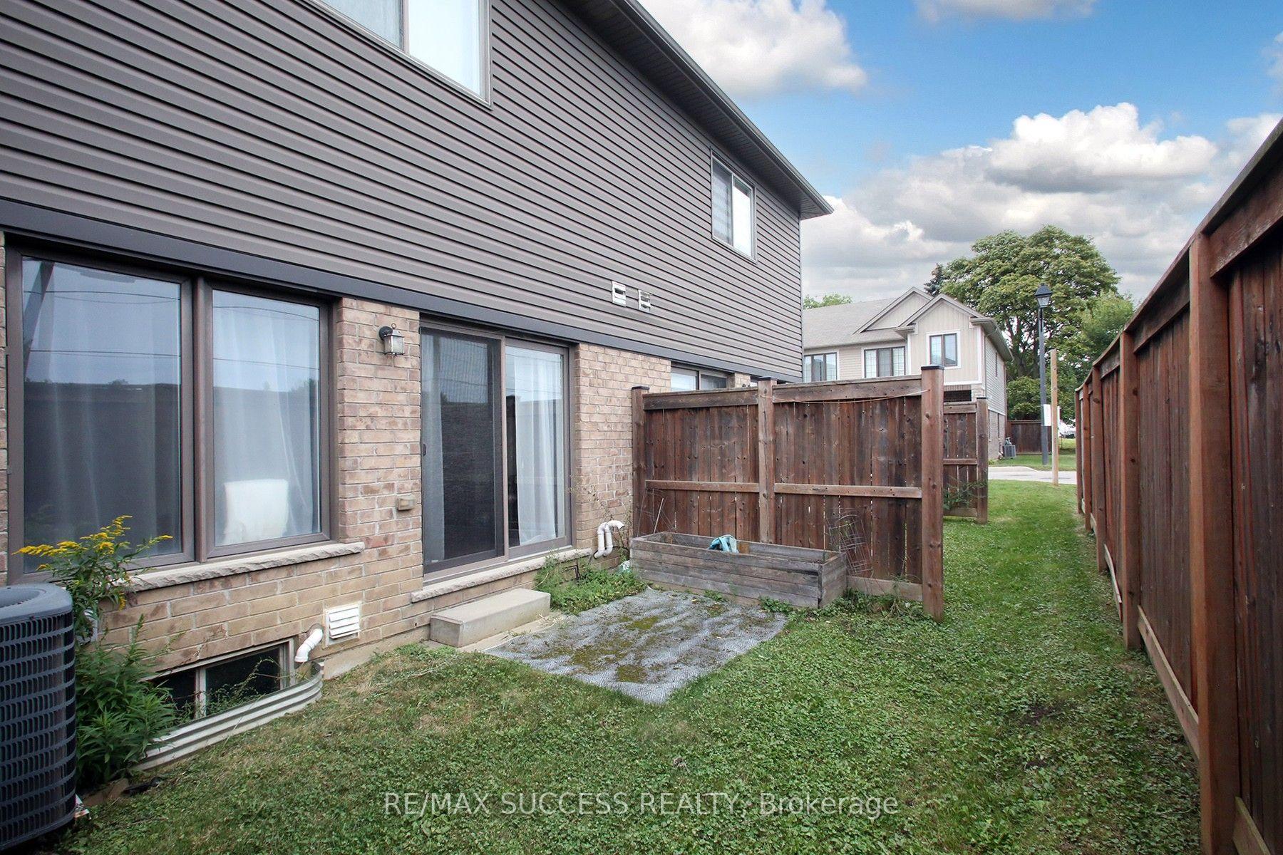 Photo 29 of Unit 71, 377 Glancaster Road, Hamilton, Villages of Glancaster — HOMEH