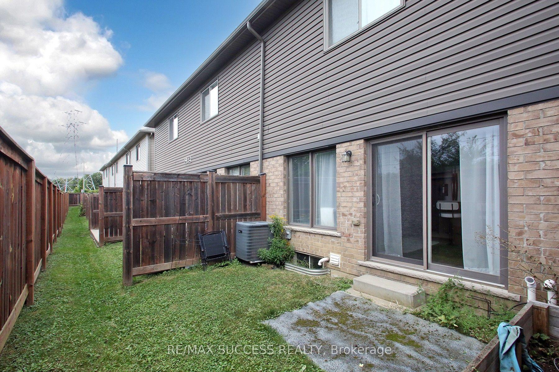 Photo 30 of Unit 71, 377 Glancaster Road, Hamilton, Villages of Glancaster — HOMEH