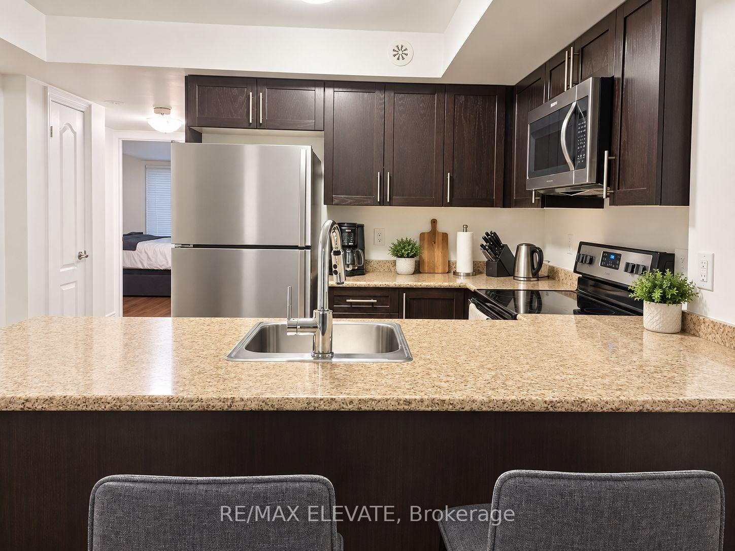 Photo 4 of Unit 1214, 11 Dunsheath Way, Markham, Cornell — HOMEH