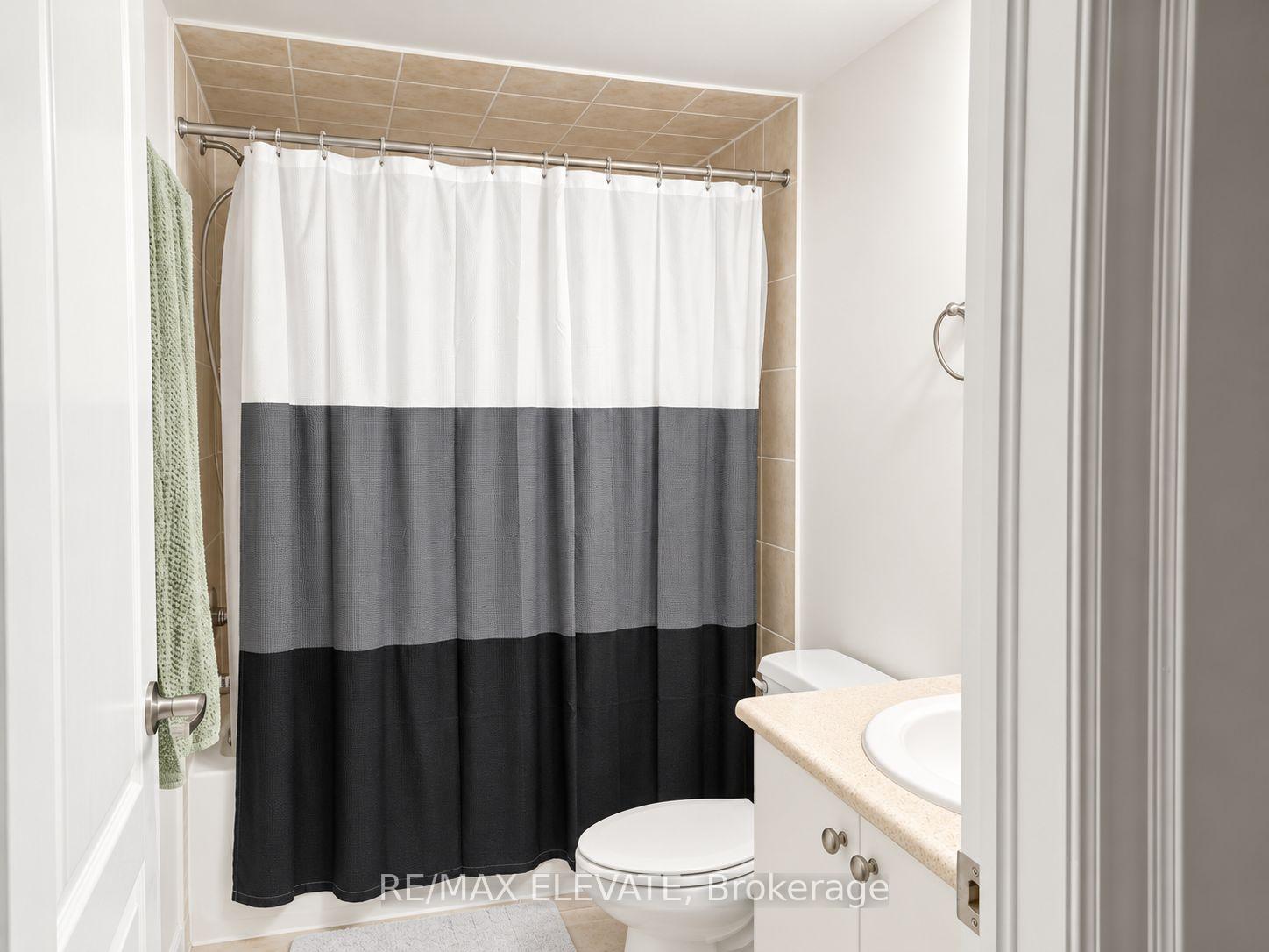 Photo 7 of Unit 1214, 11 Dunsheath Way, Markham, Cornell — HOMEH