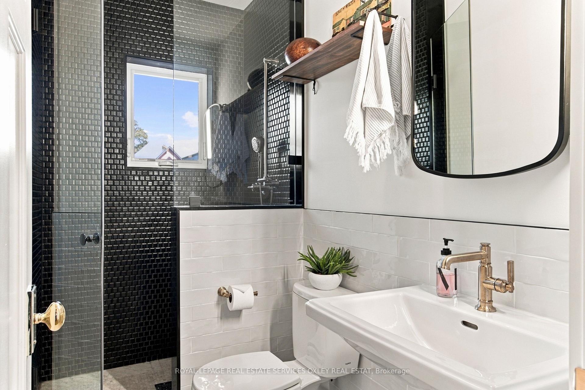 Photo 27 of 113 Sherwood Avenue, Toronto, Mount Pleasant East — HOMEH