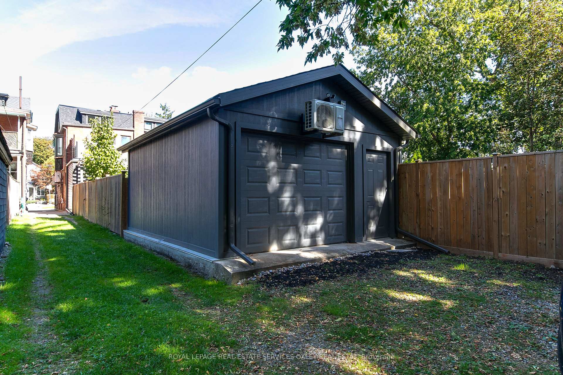 Photo 48 of 113 Sherwood Avenue, Toronto, Mount Pleasant East — HOMEH