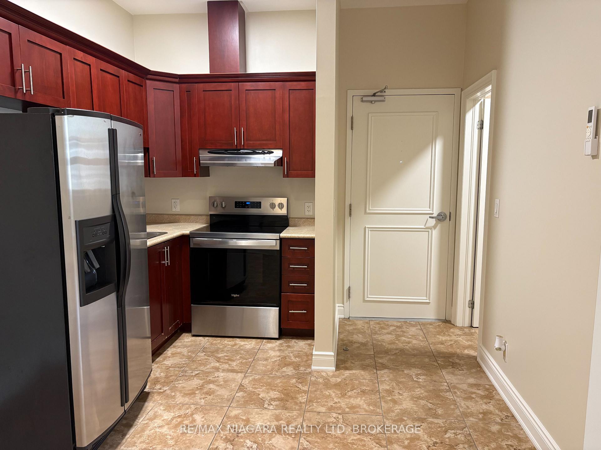 Front of Unit 3, 320 Ridge Road N