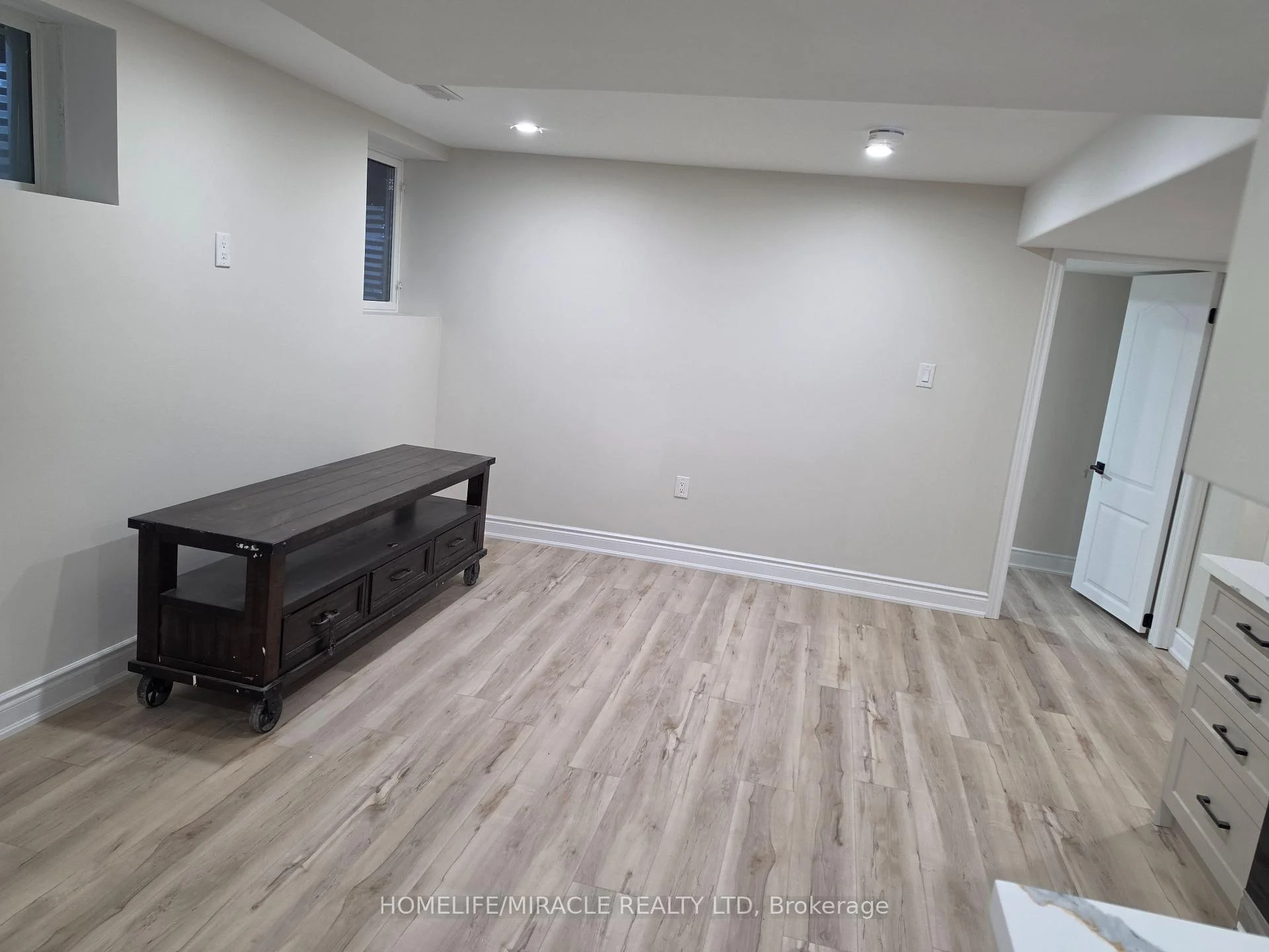 Photo 6 of Unit Lower, 15 Elderberry Street, Caledon, Rural Caledon — HOMEH