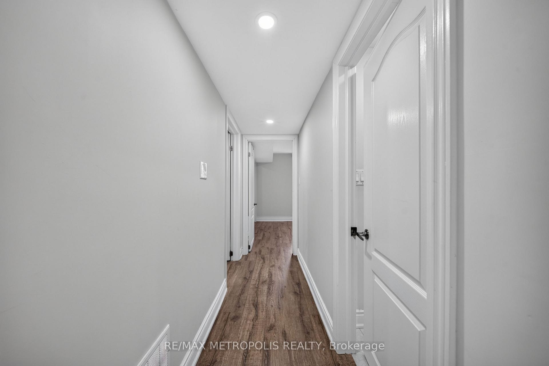 Photo 13 of Unit Bsmt, 6 Madoc Drive, Brampton, Madoc — HOMEH
