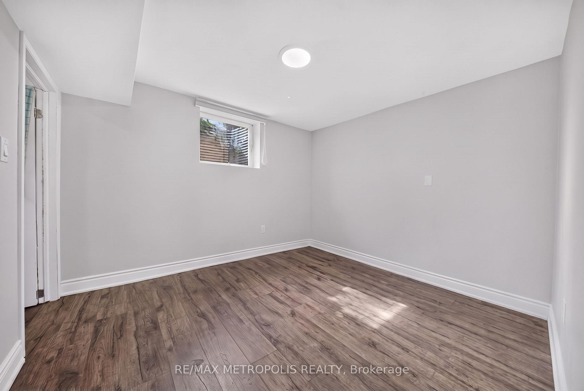 Photo 15 of Unit Bsmt, 6 Madoc Drive, Brampton, Madoc — HOMEH