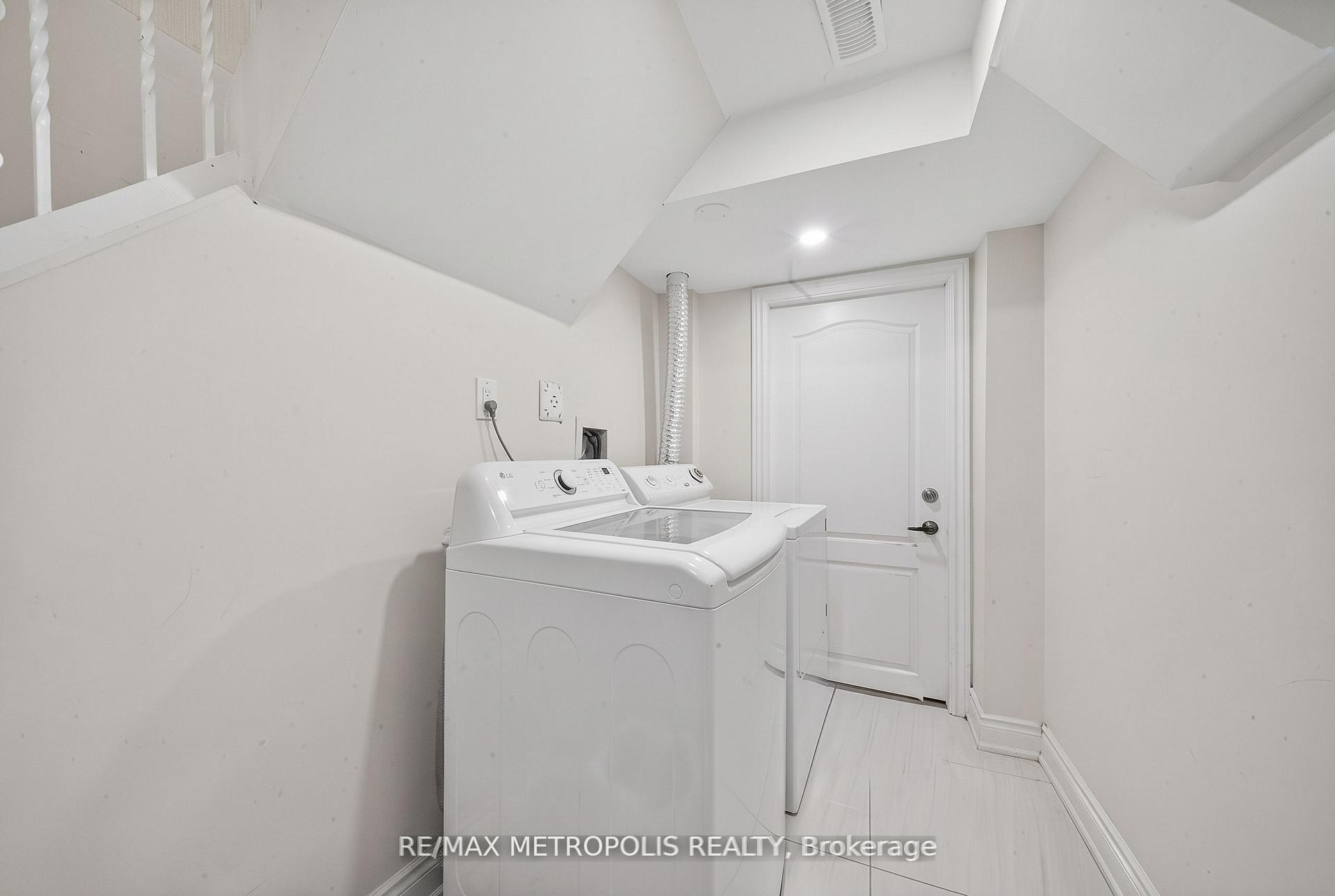 Photo 22 of Unit Bsmt, 6 Madoc Drive, Brampton, Madoc — HOMEH