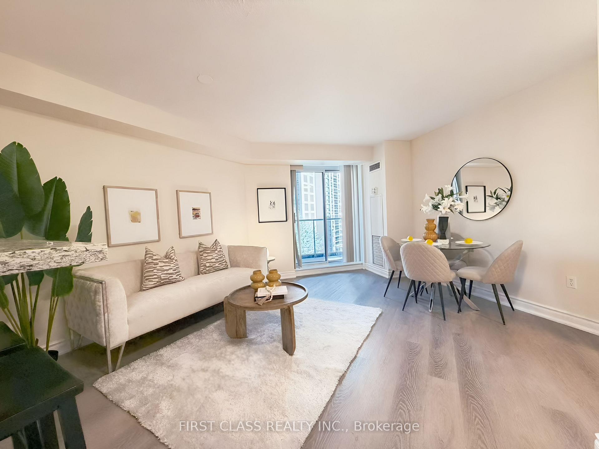 Photo 4 of Unit 715, 11 Michael Power Place, Etobicoke, Islington-City Centre West — HOMEH