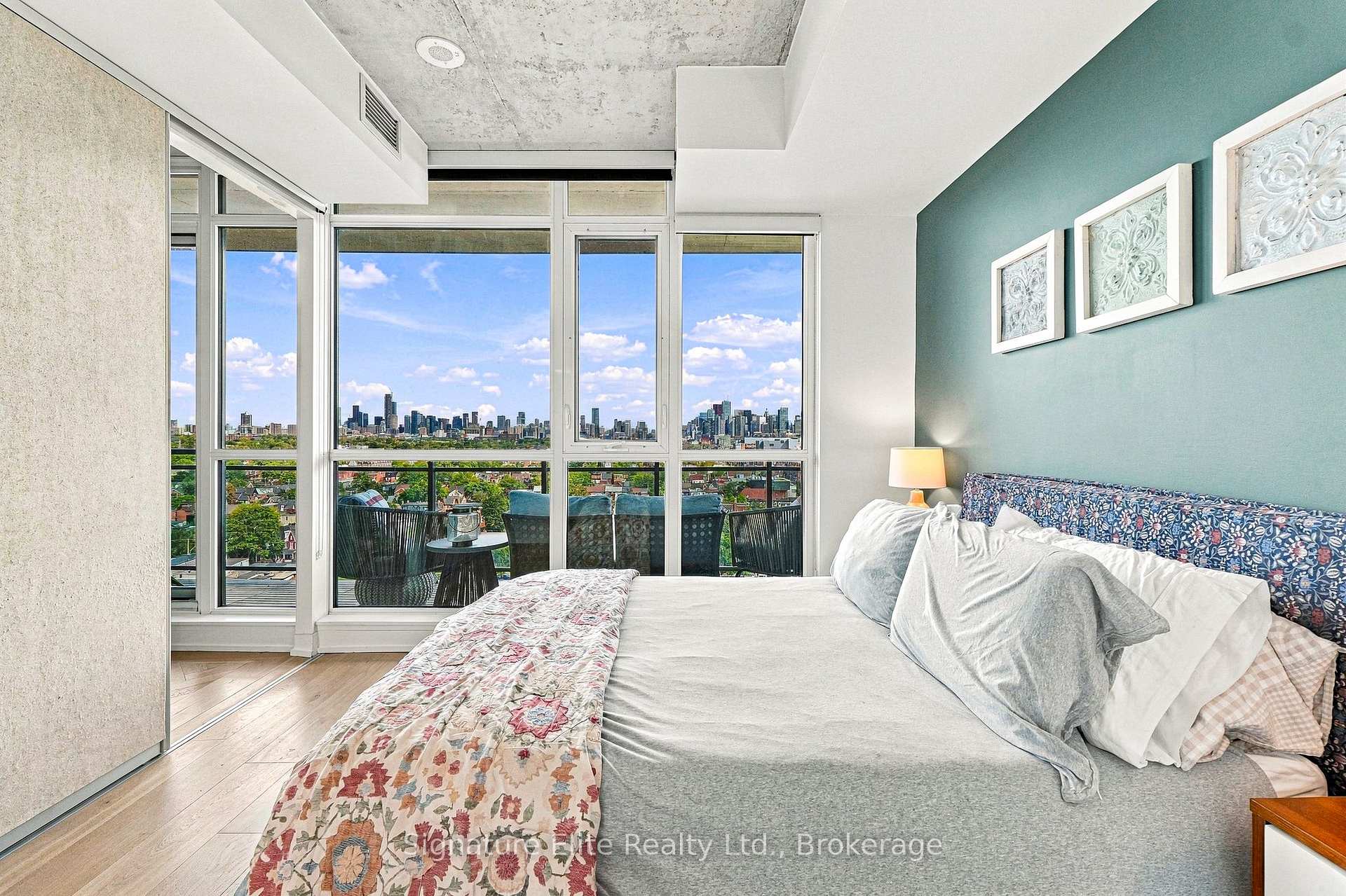 Photo 11 of Unit 1303, 20 Minowan Miikan Lane, Toronto, Little Portugal — HOMEH