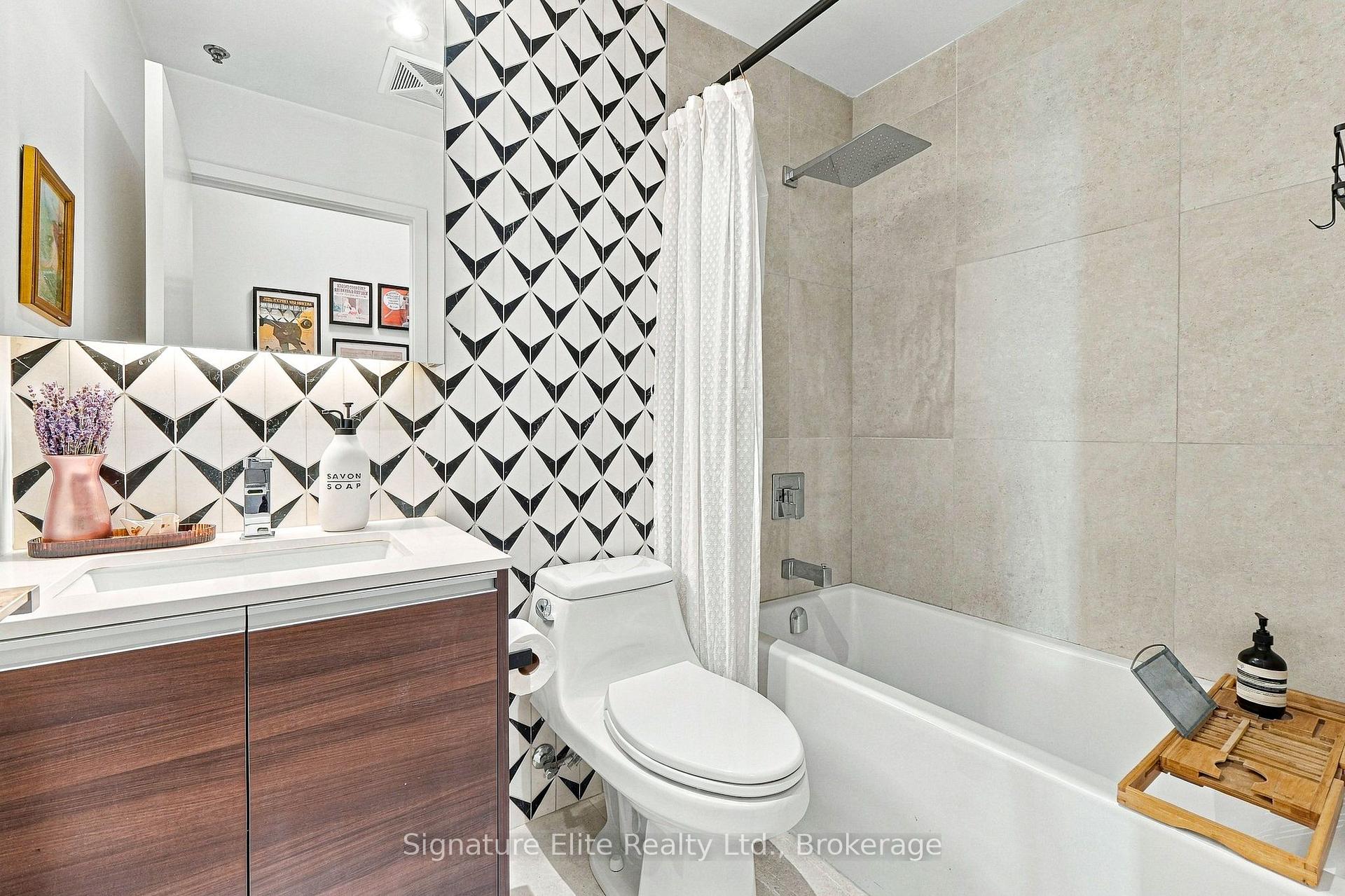 Photo 29 of Unit 1303, 20 Minowan Miikan Lane, Toronto, Little Portugal — HOMEH