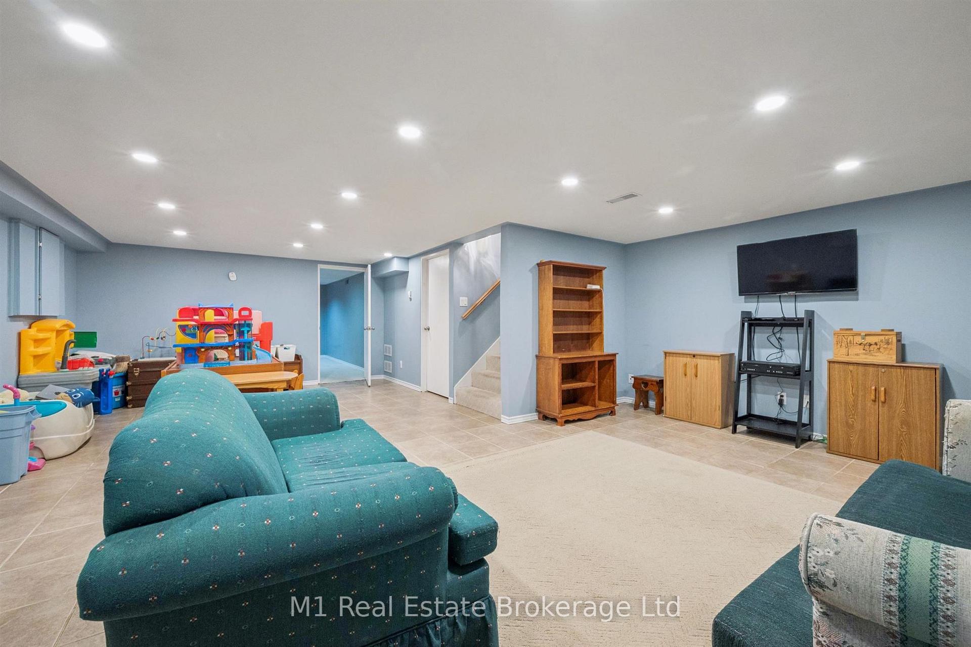 Photo 17 of 205 Albert Street, Minto — HOMEH