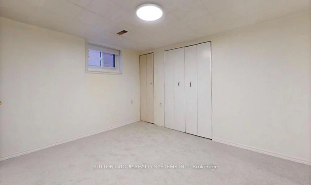 Photo 45 of 26 Compton Crescent, North York, Downsview-Roding-CFB — HOMEH